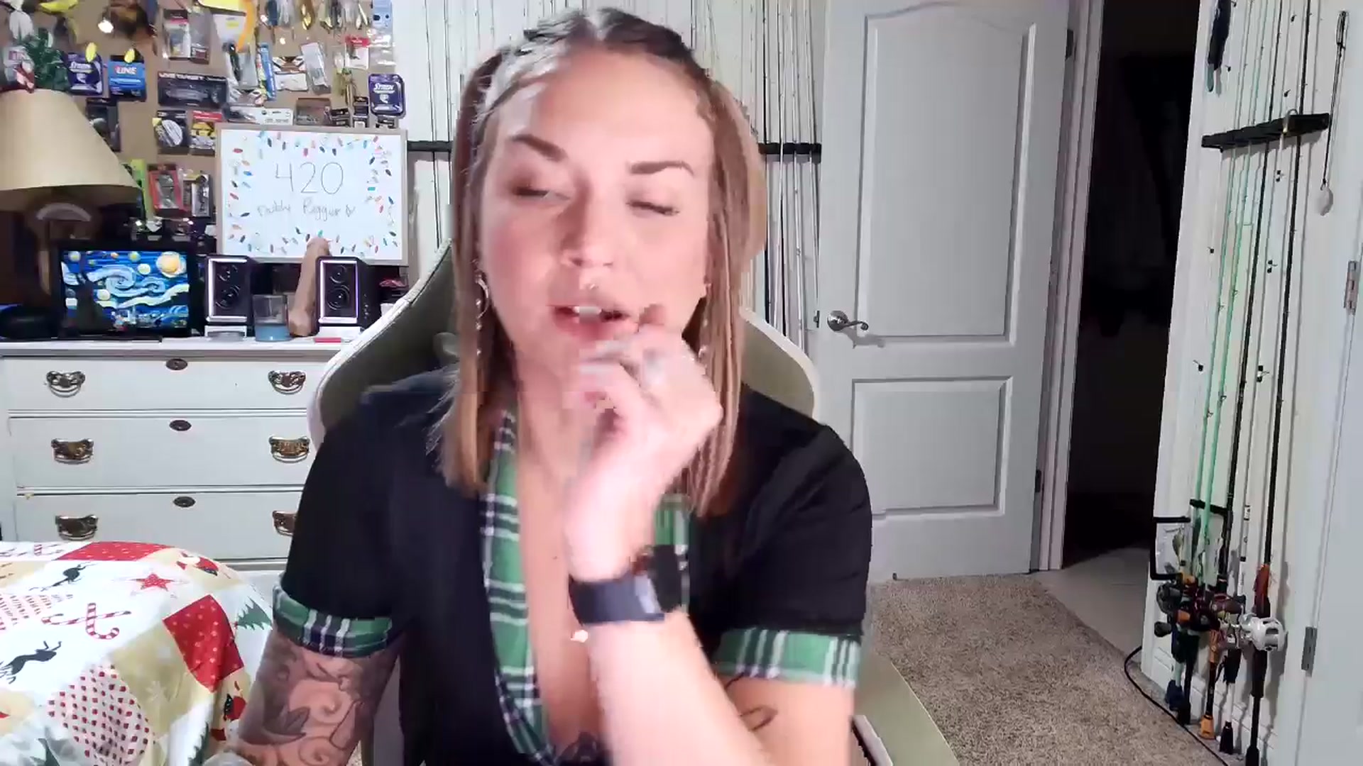 Gallery image thumbnail from Rose_Kitten's myfreecams stream on, 12/05/2024, 04:09 image 12 of 20