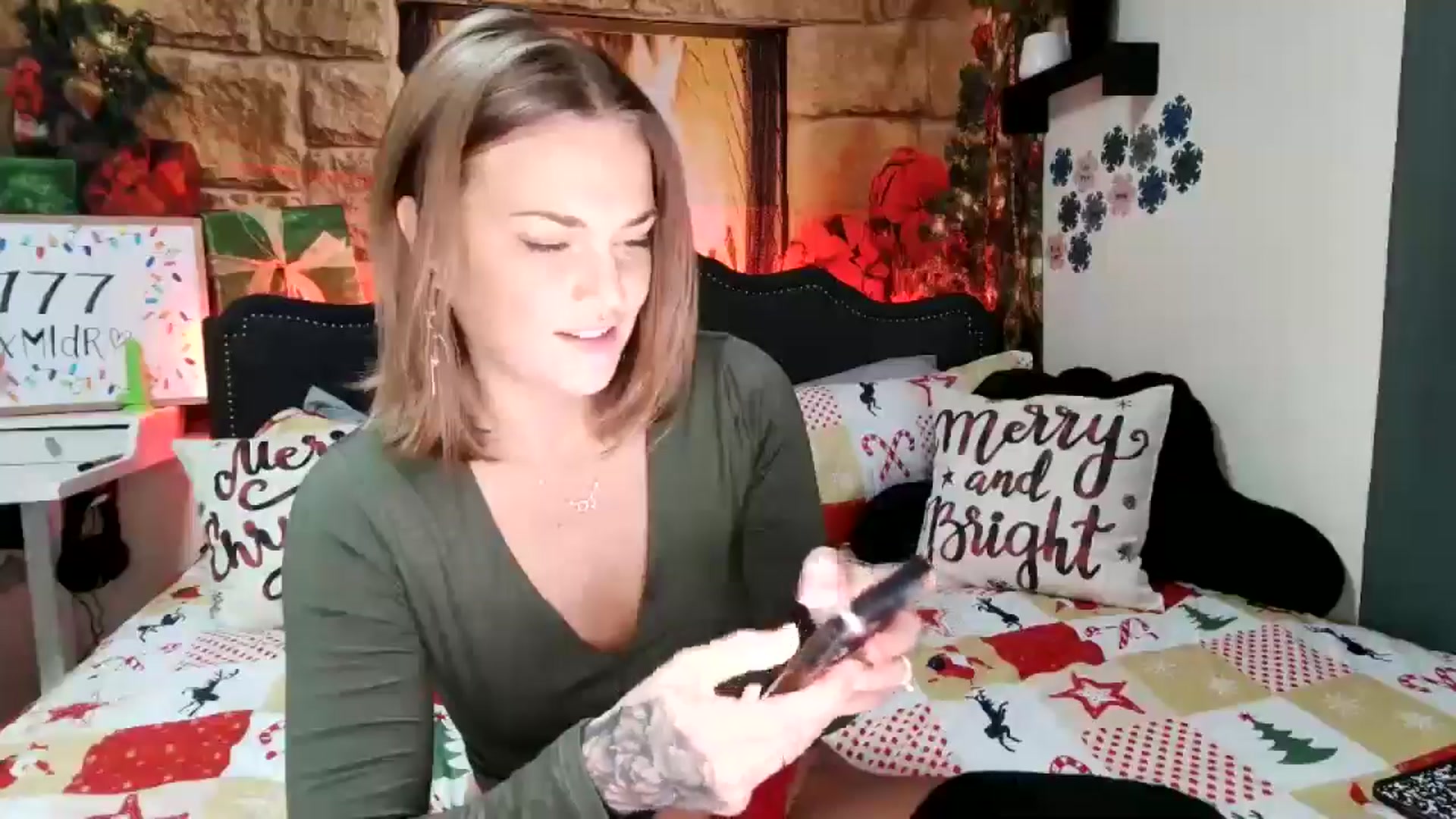 Gallery image thumbnail from Rose_Kitten's myfreecams stream on, 12/07/2024, 01:15 image 9 of 20