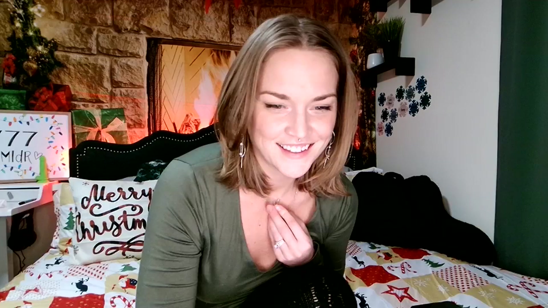Gallery image thumbnail from Rose_Kitten's myfreecams stream on, 12/07/2024, 04:58 image 5 of 20