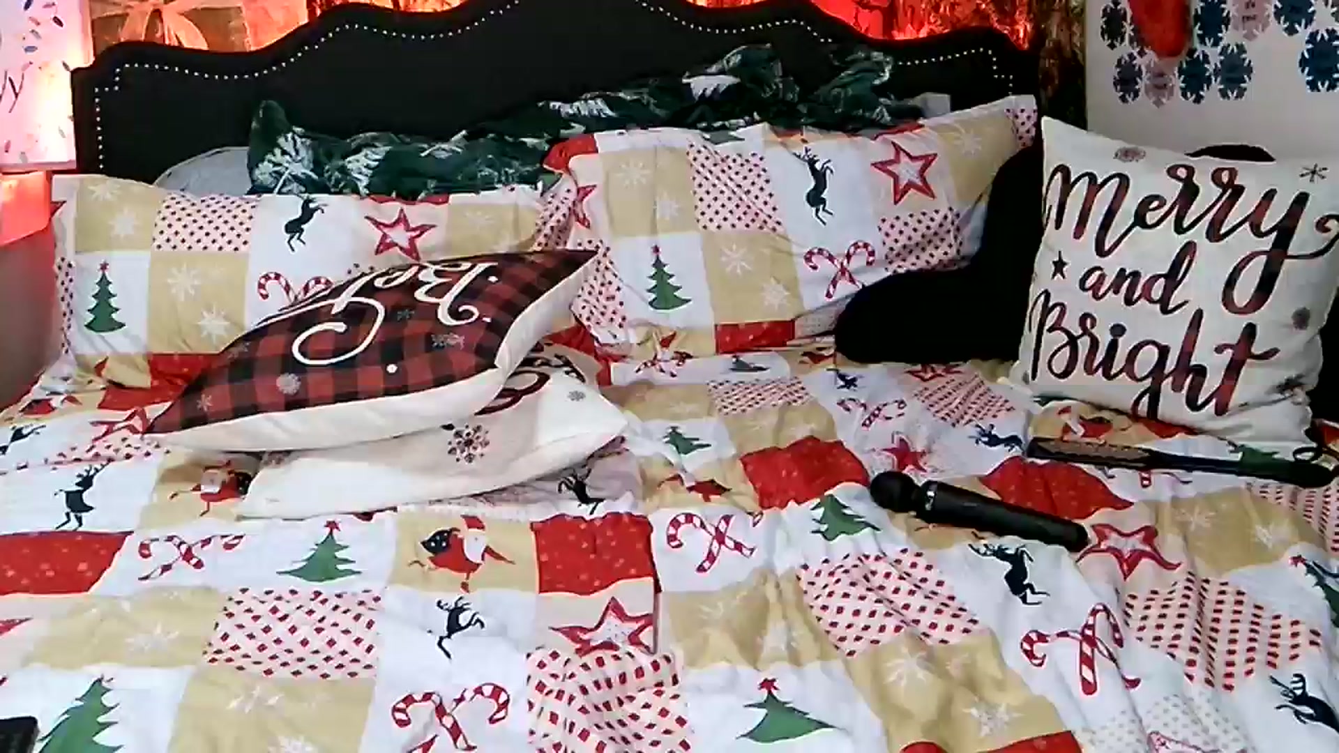 Gallery image thumbnail from Rose_Kitten's myfreecams stream on, 12/12/2024, 04:30 image 14 of 20