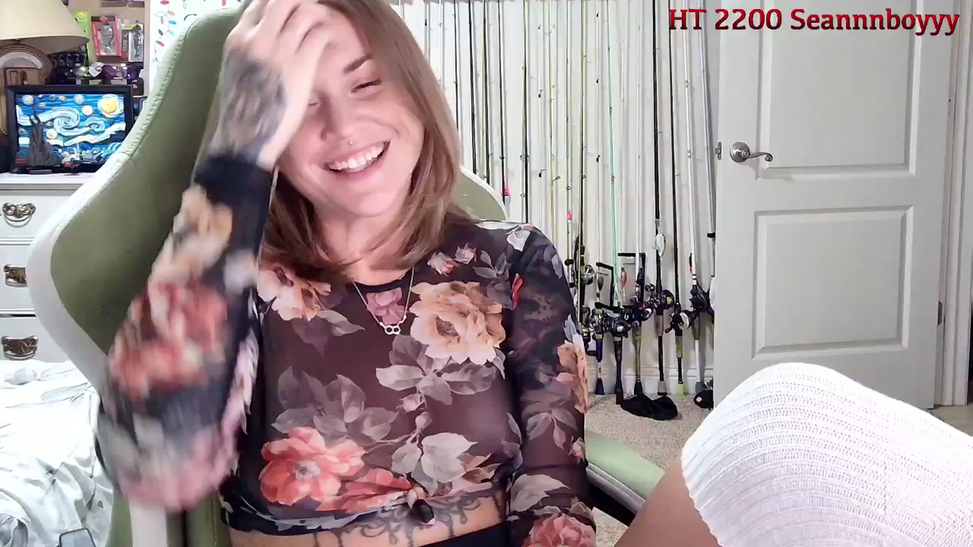 Gallery image thumbnail from Rose_Kitten's myfreecams stream on, 12/27/2024, 03:25 image 12 of 20