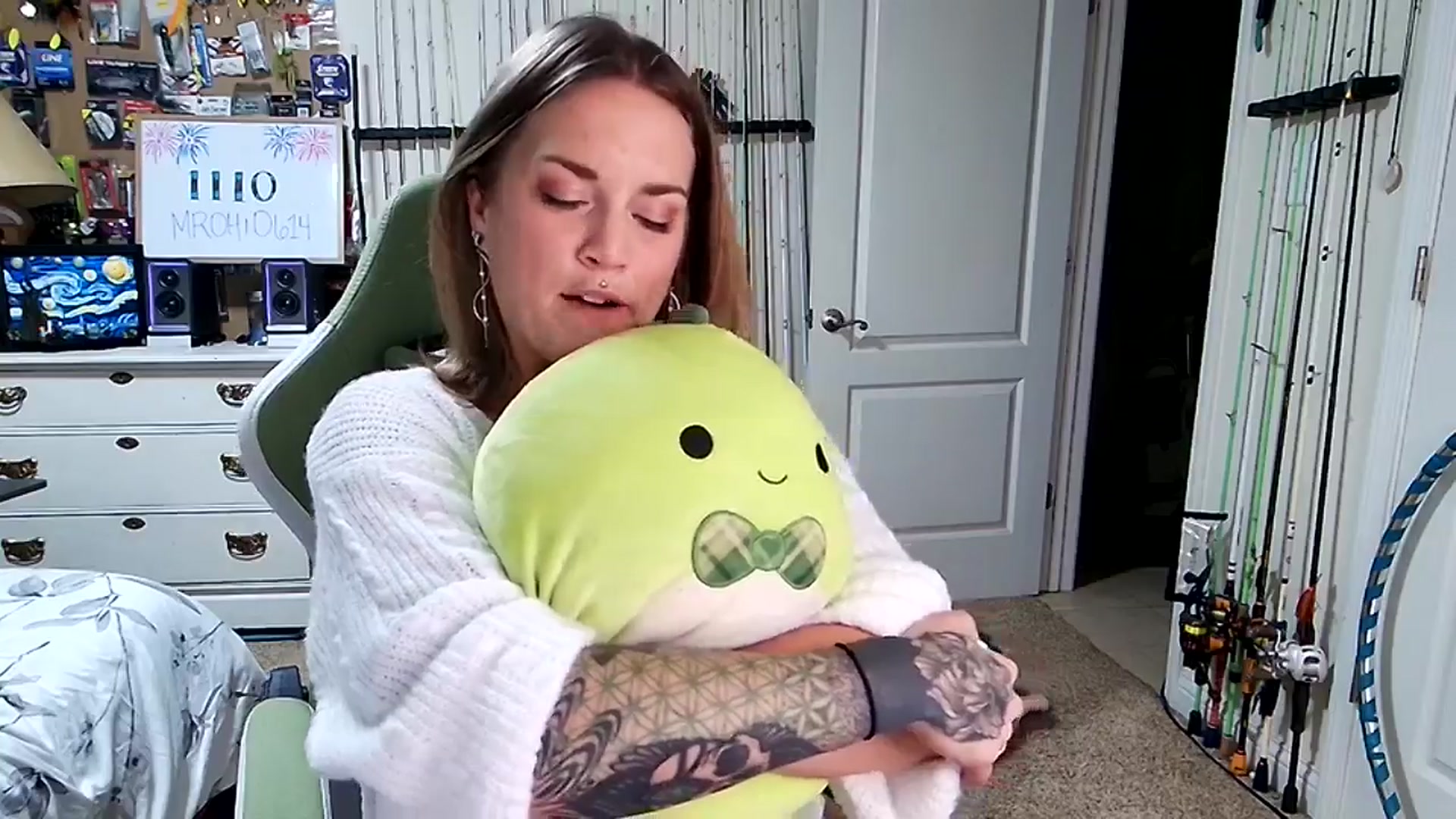 Gallery image thumbnail from Rose_Kitten's myfreecams stream on, 01/08/2025, 02:44 image 6 of 20