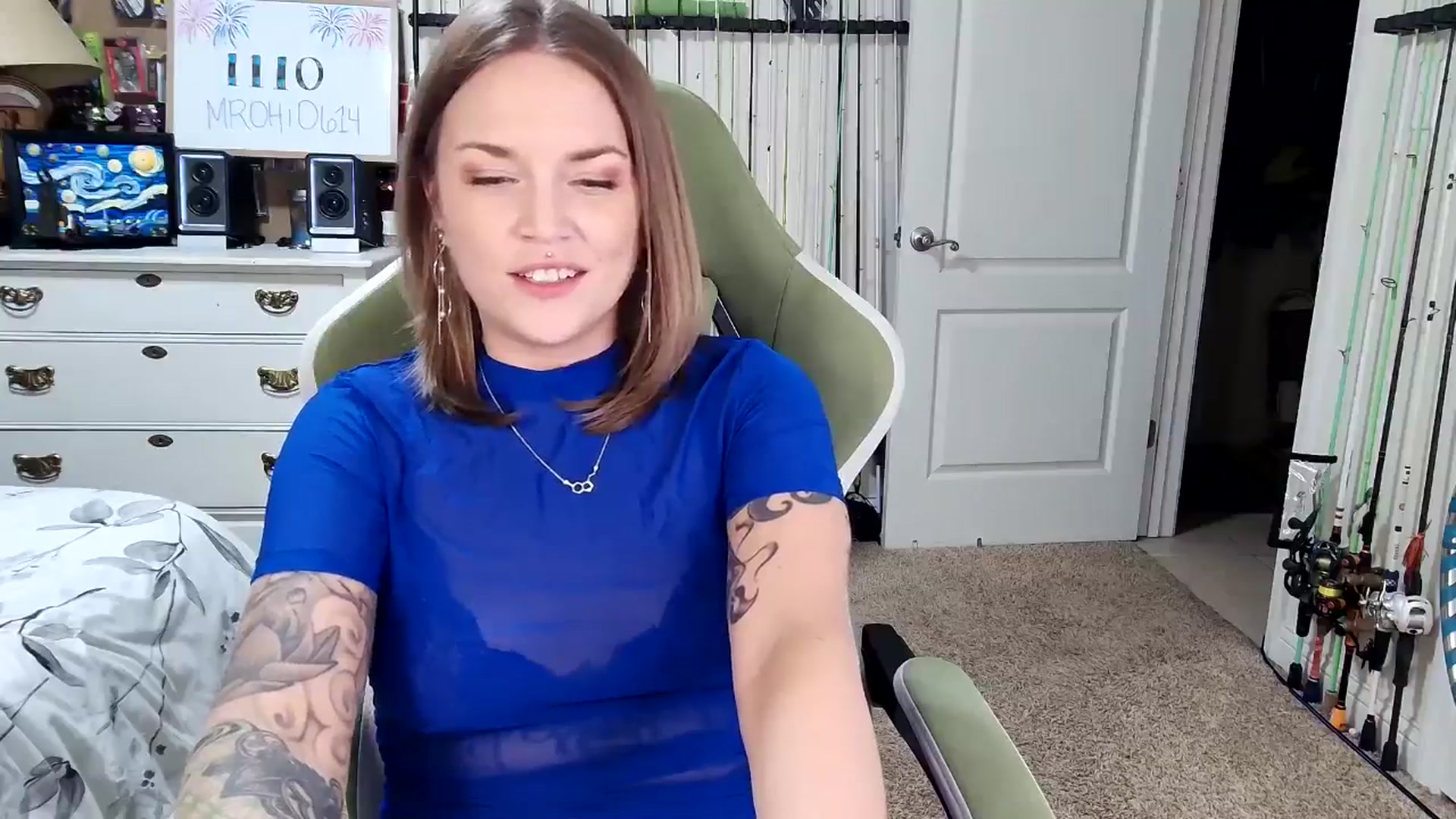 Gallery image thumbnail from Rose_Kitten's myfreecams stream on, 01/14/2025, 04:00 image 19 of 20