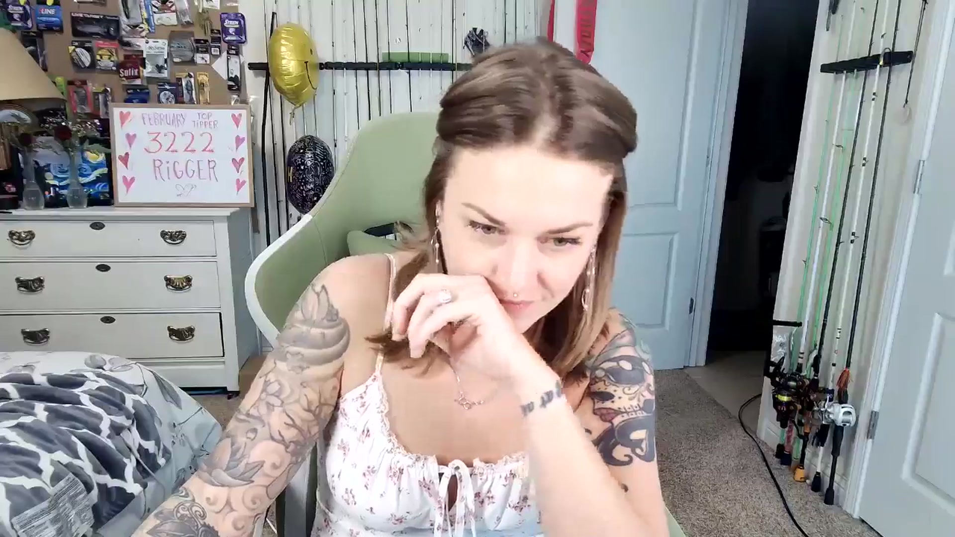 Gallery image thumbnail from Rose_Kitten's myfreecams stream on, 02/07/2025, 05:25 image 18 of 20