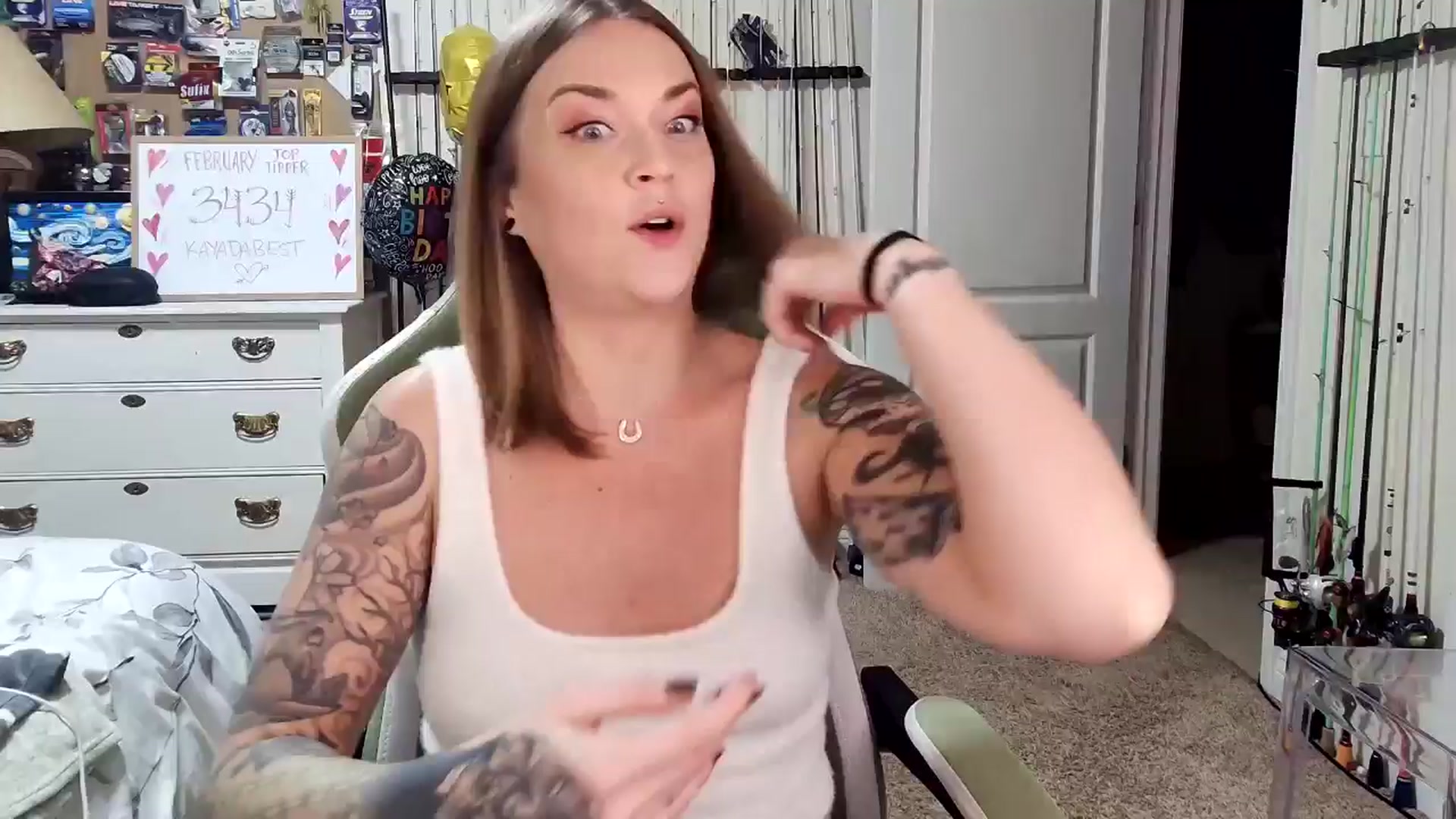 Gallery image thumbnail from Rose_Kitten's myfreecams stream on, 02/18/2025, 01:43 image 16 of 20