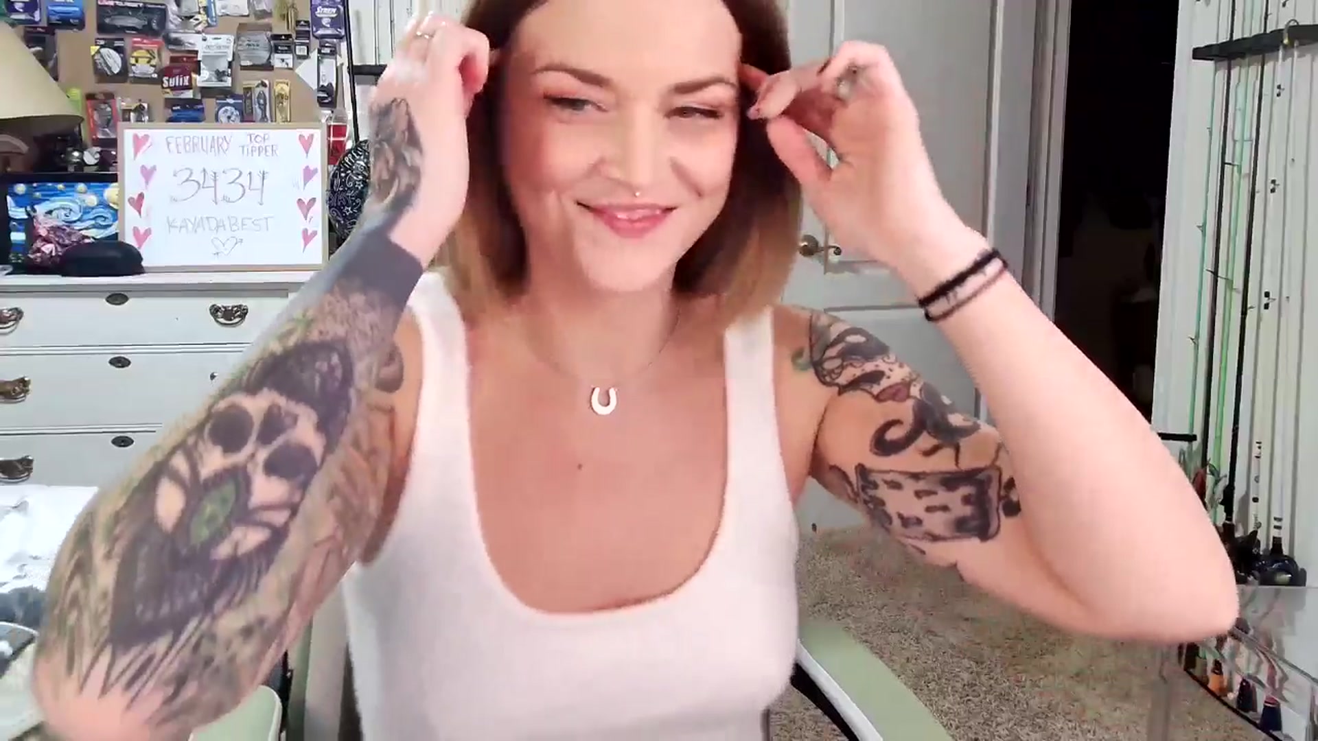 Gallery image thumbnail from Rose_Kitten's myfreecams stream on, 02/18/2025, 01:43 image 10 of 20