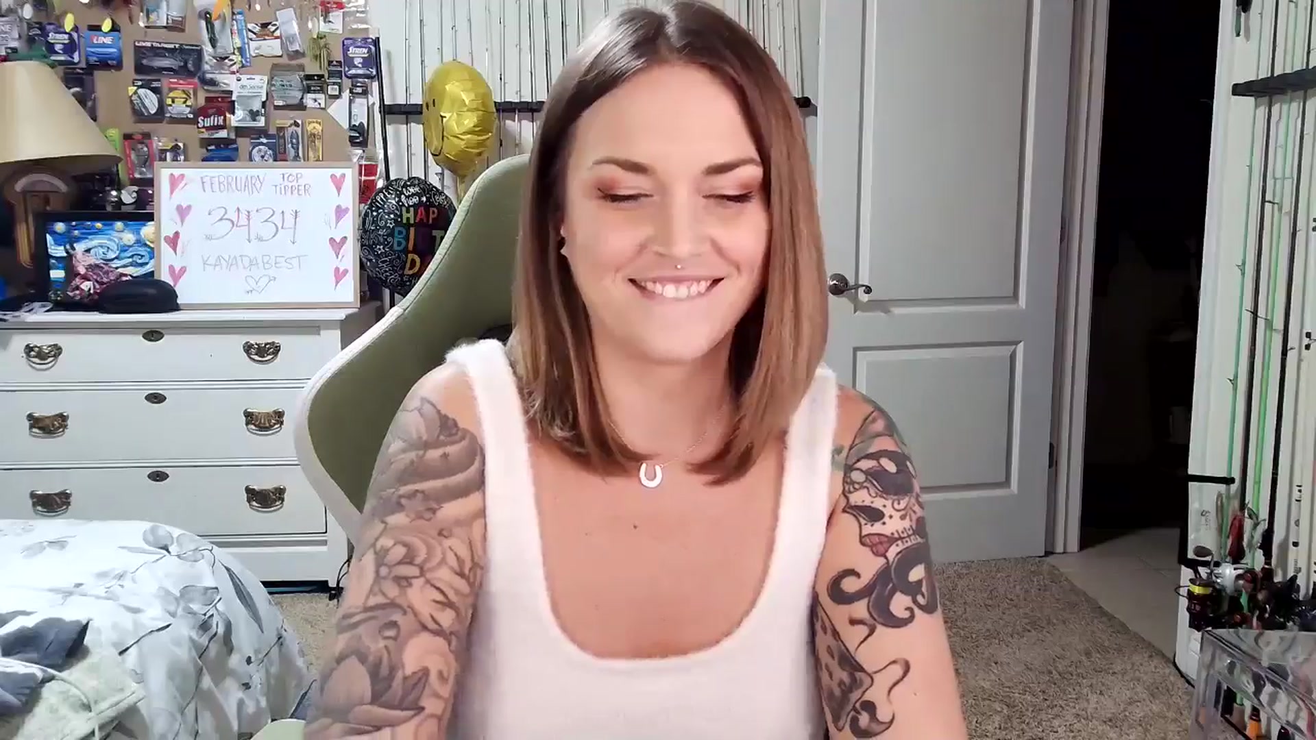 Gallery image thumbnail from Rose_Kitten's myfreecams stream on, 02/18/2025, 02:56 image 15 of 20