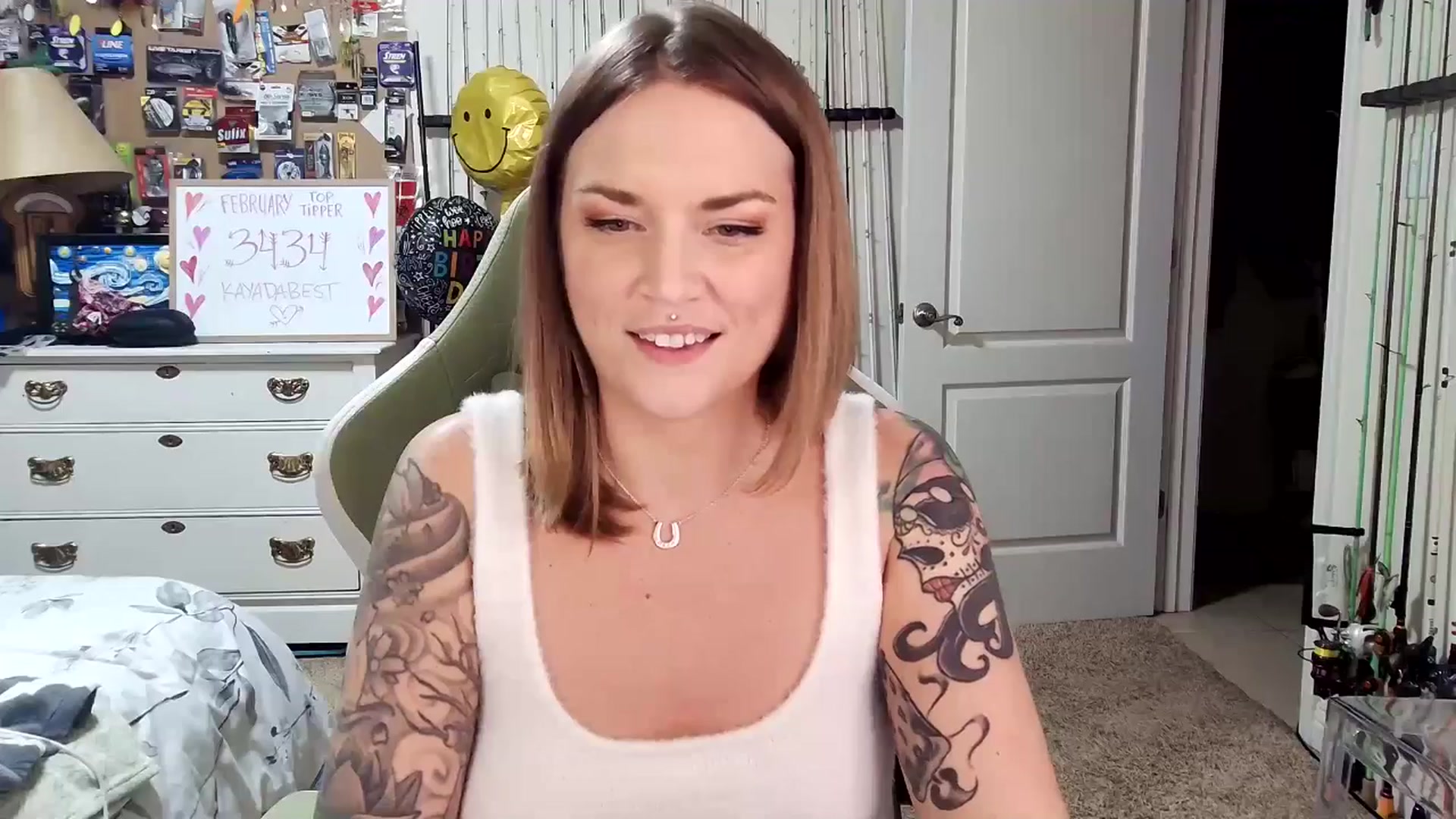Gallery image thumbnail from Rose_Kitten's myfreecams stream on, 02/18/2025, 02:56 image 13 of 20