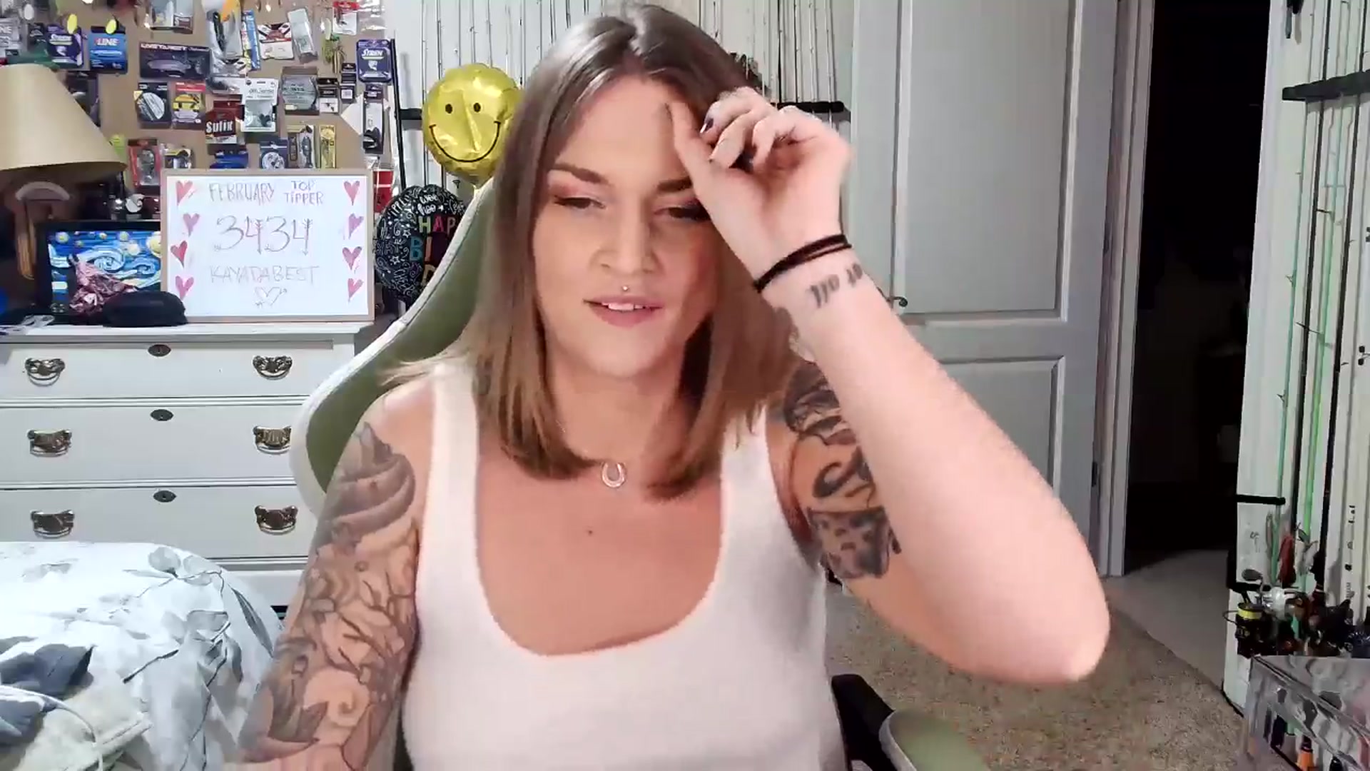 Gallery image thumbnail from Rose_Kitten's myfreecams stream on, 02/18/2025, 02:56 image 16 of 20
