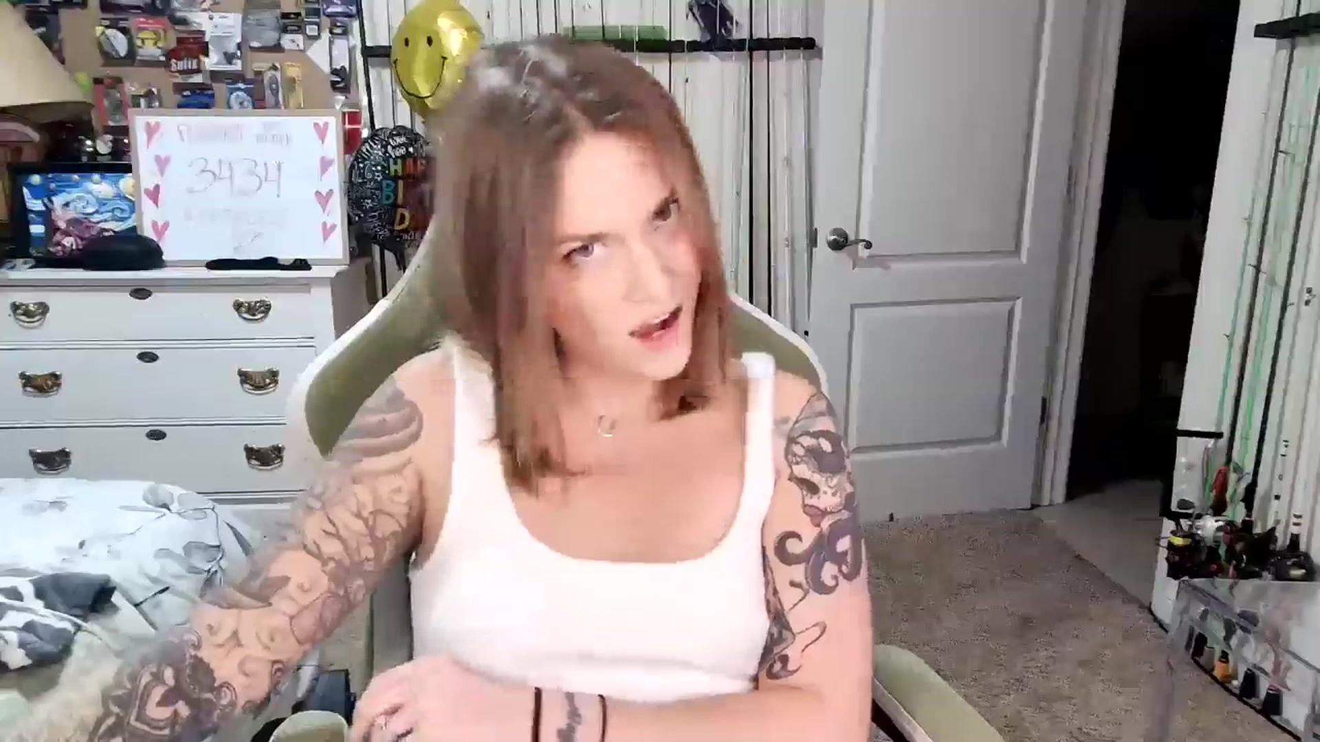 Gallery image thumbnail from Rose_Kitten's myfreecams stream on, 02/18/2025, 04:34 image 10 of 20