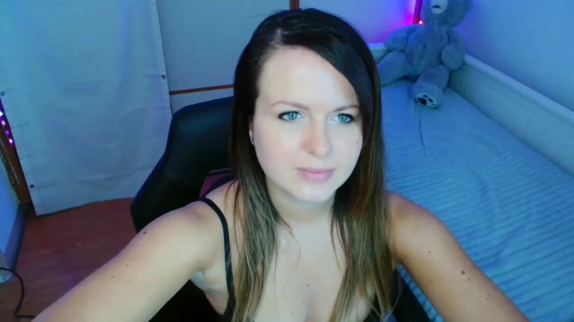Gallery image thumbnail from Rose_More's myfreecams stream on, 01/09/2023, 13:38 image 9 of 20