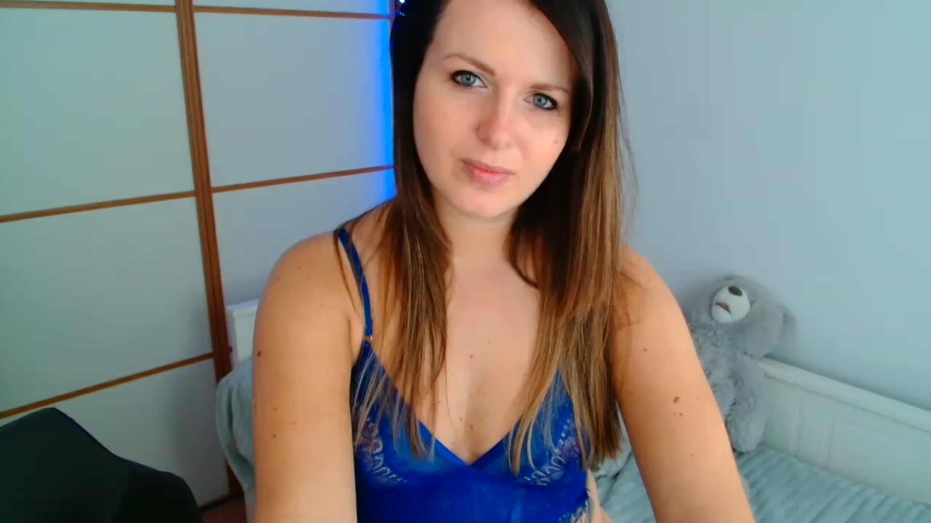 Gallery image thumbnail from Rose_Mx's myfreecams stream on, 02/11/2023, 11:45 image 9 of 20