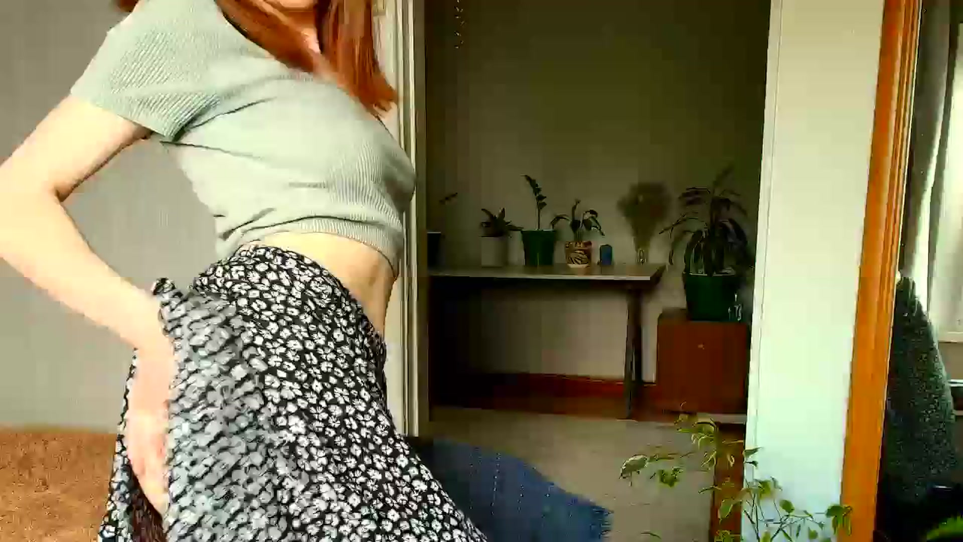 Gallery image thumbnail from Rose_Poetry's myfreecams stream on, 04/25/2025, 11:25 image 18 of 20
