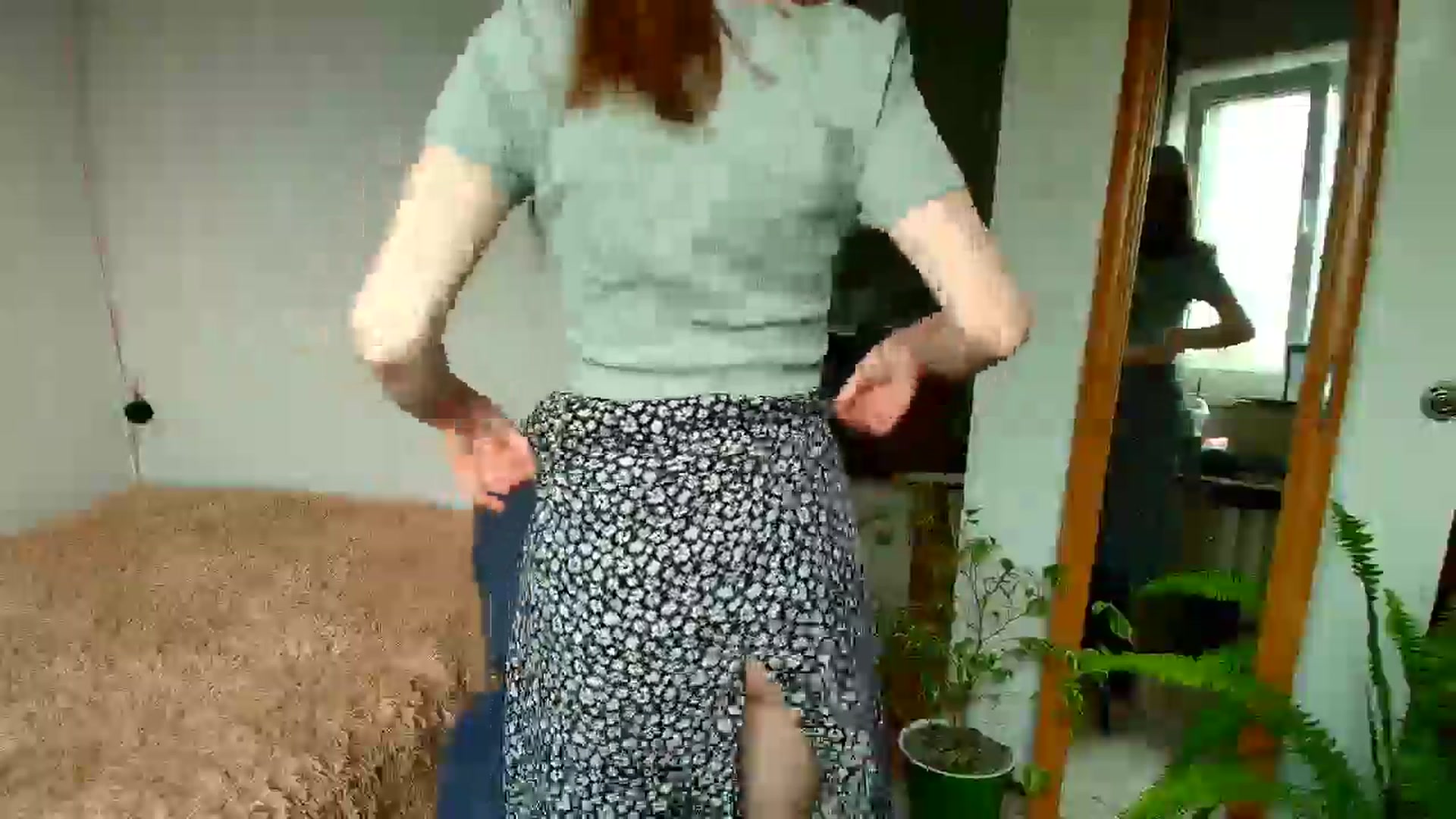 Gallery image thumbnail from Rose_Poetry's myfreecams stream on, 04/25/2025, 12:16 image 6 of 20