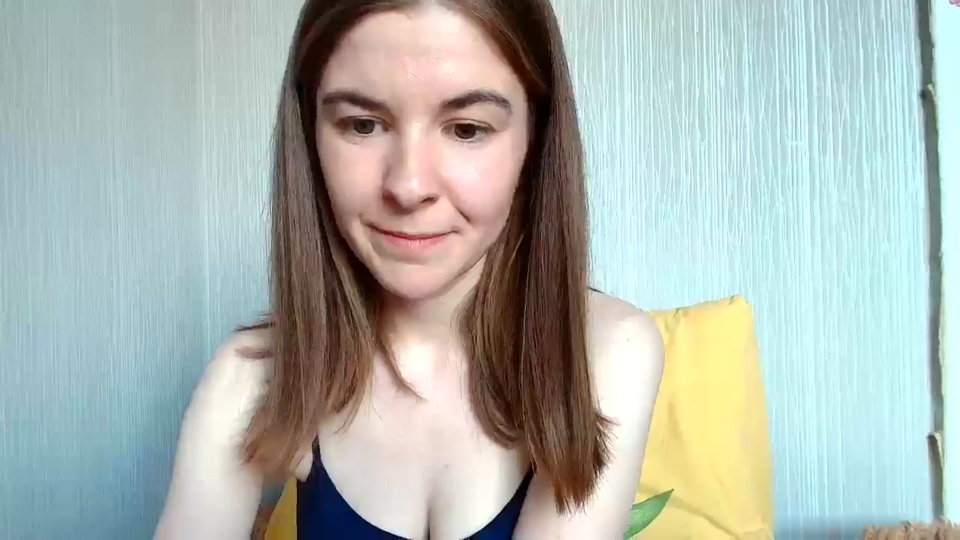 Gallery image thumbnail from Rose_Poetry's myfreecams stream on, 04/25/2025, 14:19 image 18 of 20