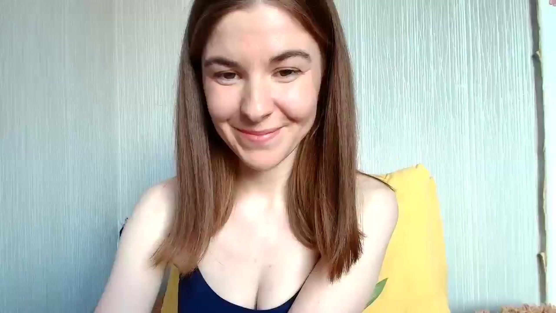 Gallery image thumbnail from Rose_Poetry's myfreecams stream on, 04/25/2025, 14:19 image 10 of 20