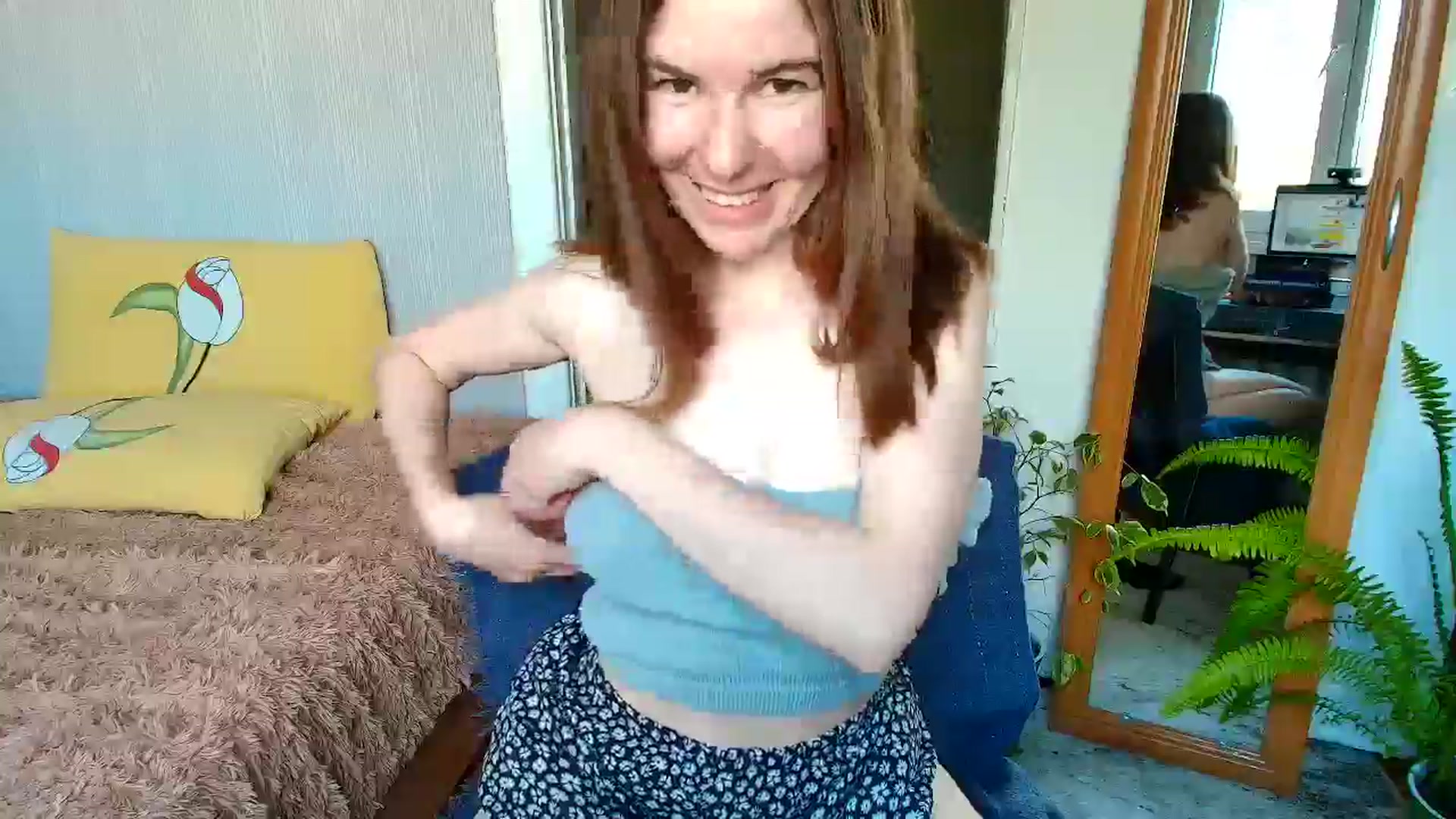 Gallery image thumbnail from Rose_Poetry's myfreecams stream on, 04/26/2025, 15:43 image 4 of 20