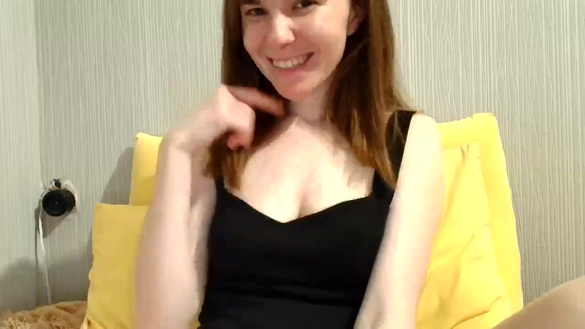 Gallery image thumbnail from Rose_Poetry's myfreecams stream on, 04/26/2025, 20:25 image 9 of 20