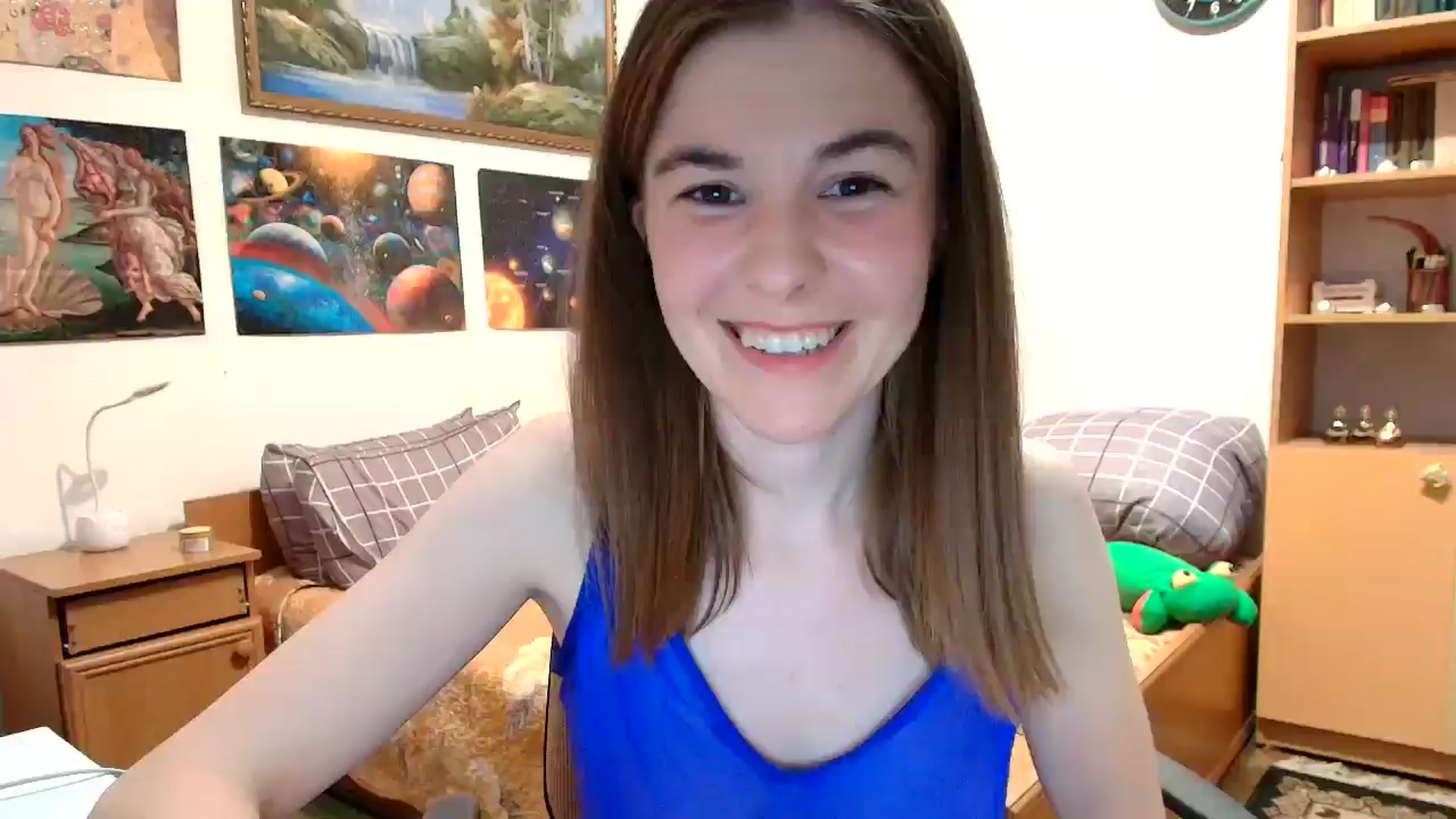 Gallery image thumbnail from Rose_Poetry's myfreecams stream on, 04/27/2025, 18:42 image 8 of 20