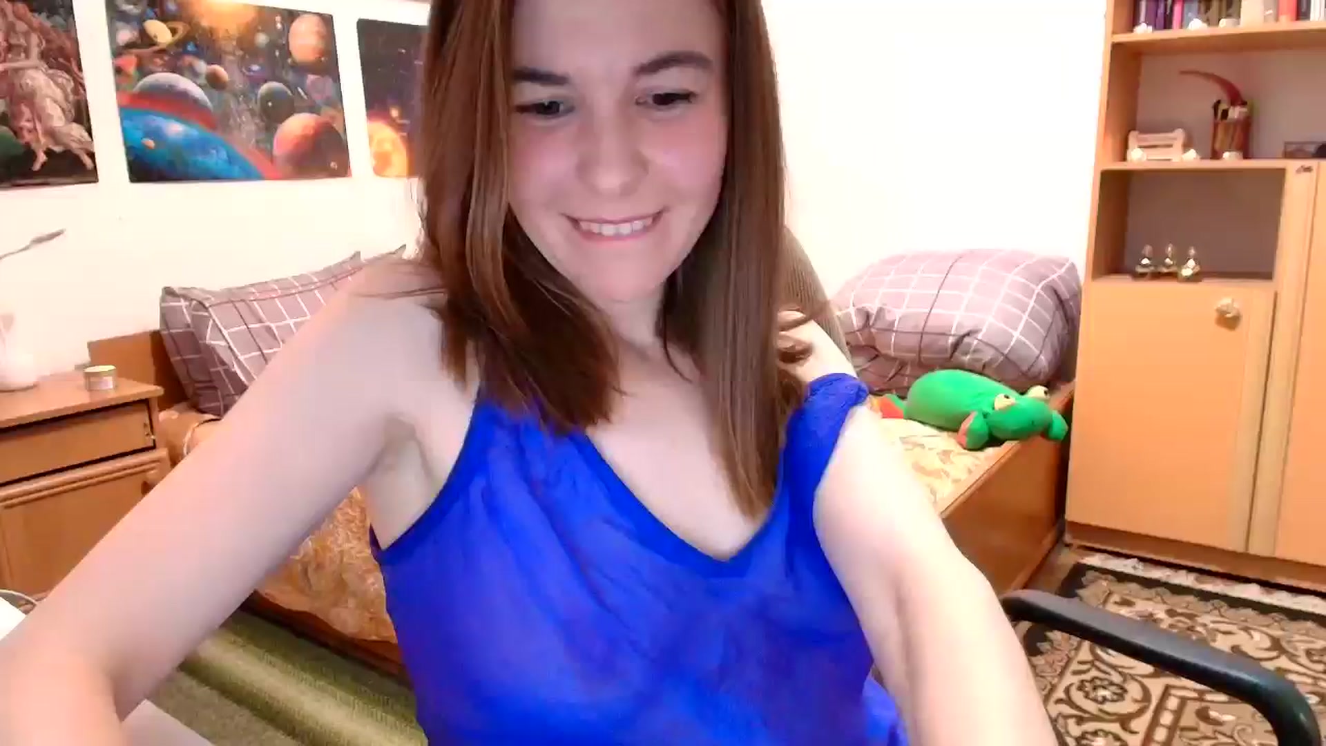 Gallery image thumbnail from Rose_Poetry's myfreecams stream on, 04/27/2025, 18:42 image 15 of 20