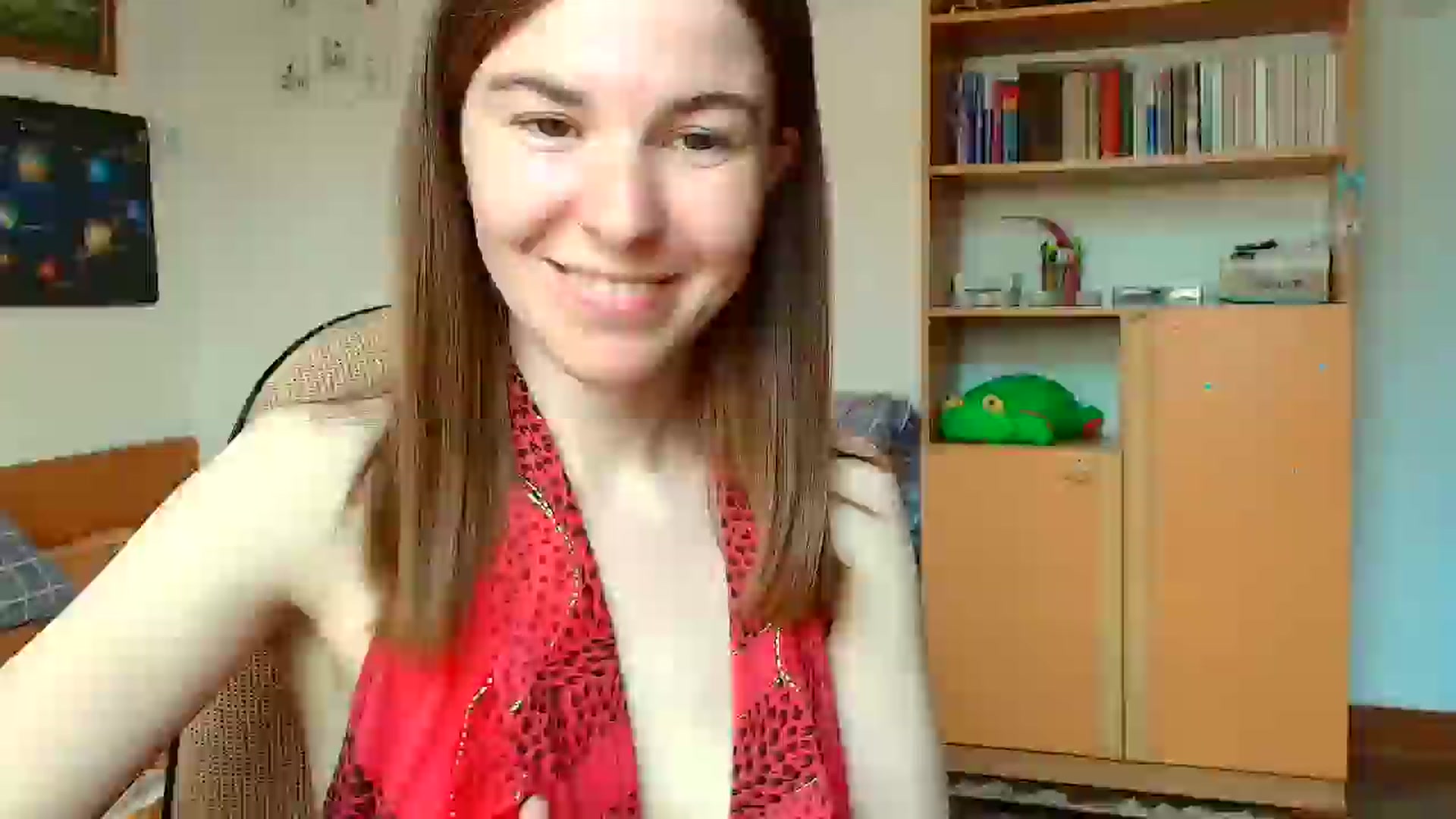 Gallery image thumbnail from Rose_Poetry's myfreecams stream on, 04/28/2025, 15:26 image 17 of 20