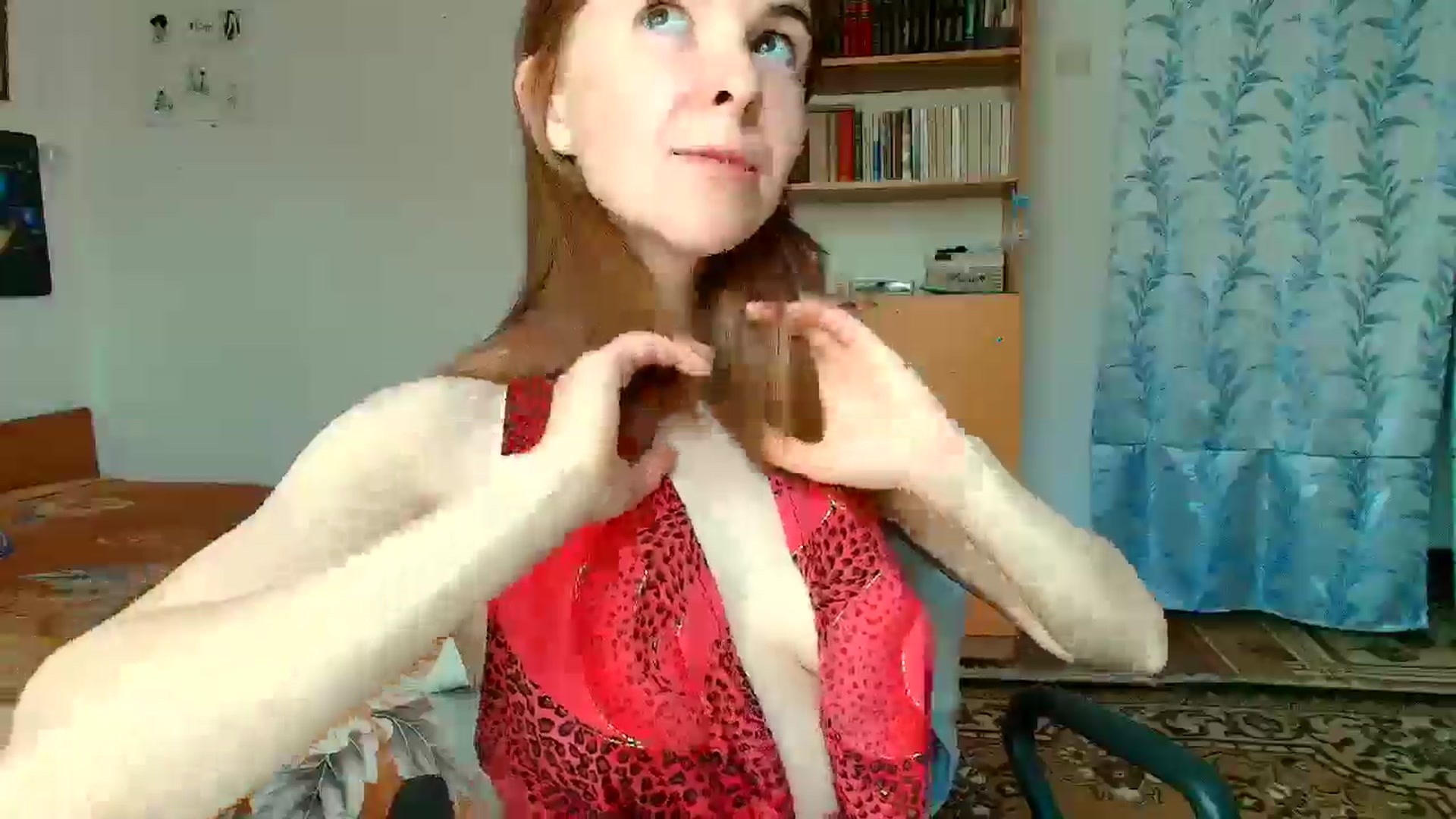 Gallery image thumbnail from Rose_Poetry's myfreecams stream on, 04/28/2025, 15:26 image 4 of 20