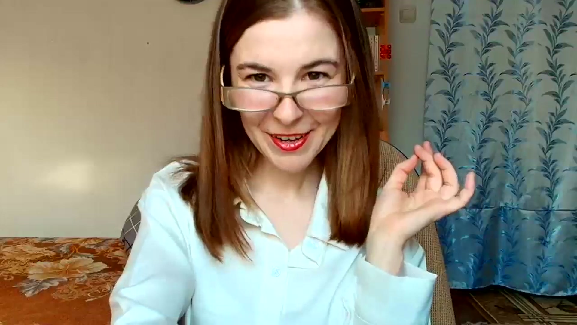 Gallery image thumbnail from Rose_Poetry's myfreecams stream on, 04/29/2025, 15:36 image 5 of 20