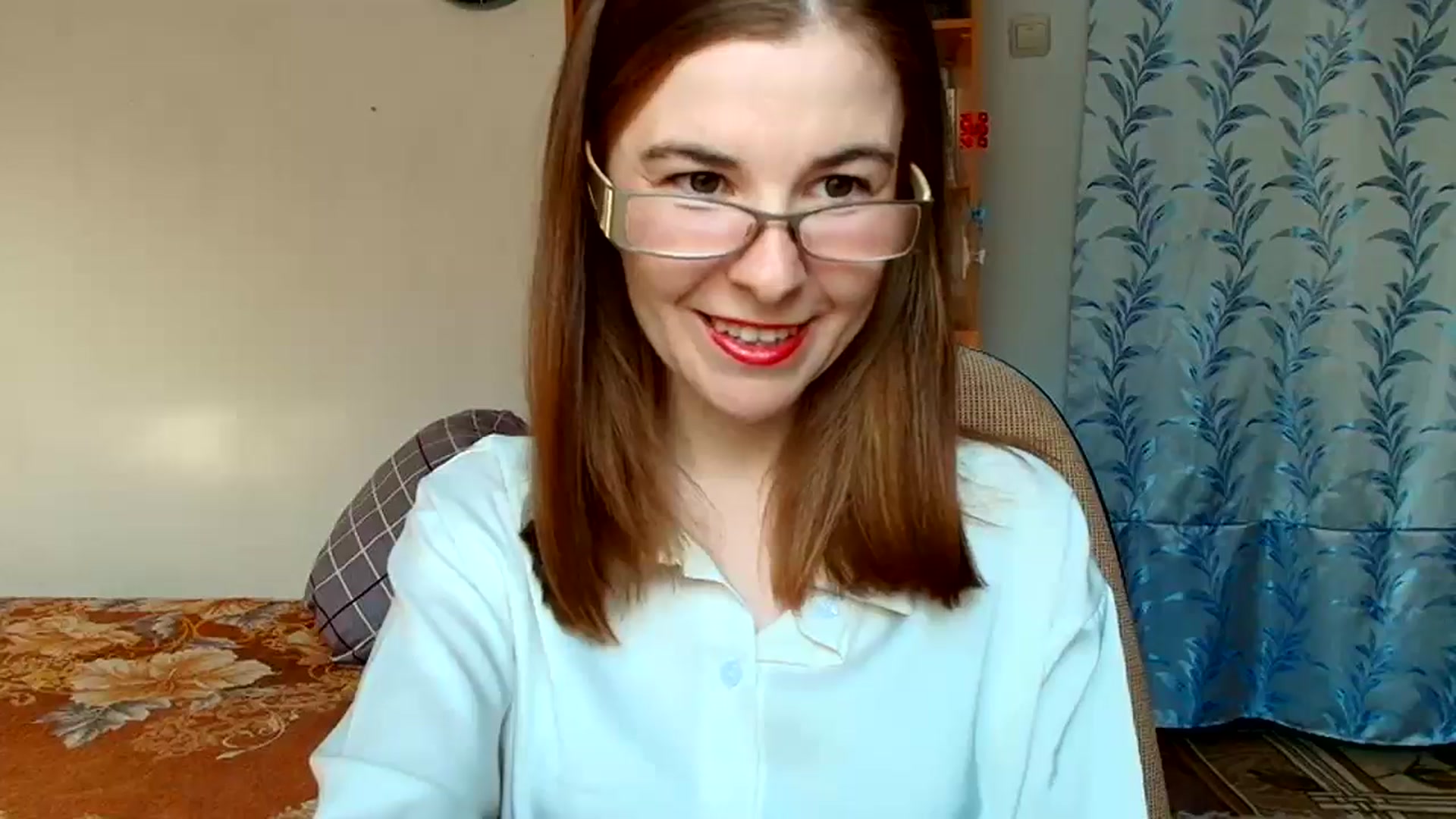Gallery image thumbnail from Rose_Poetry's myfreecams stream on, 04/29/2025, 15:36 image 3 of 20