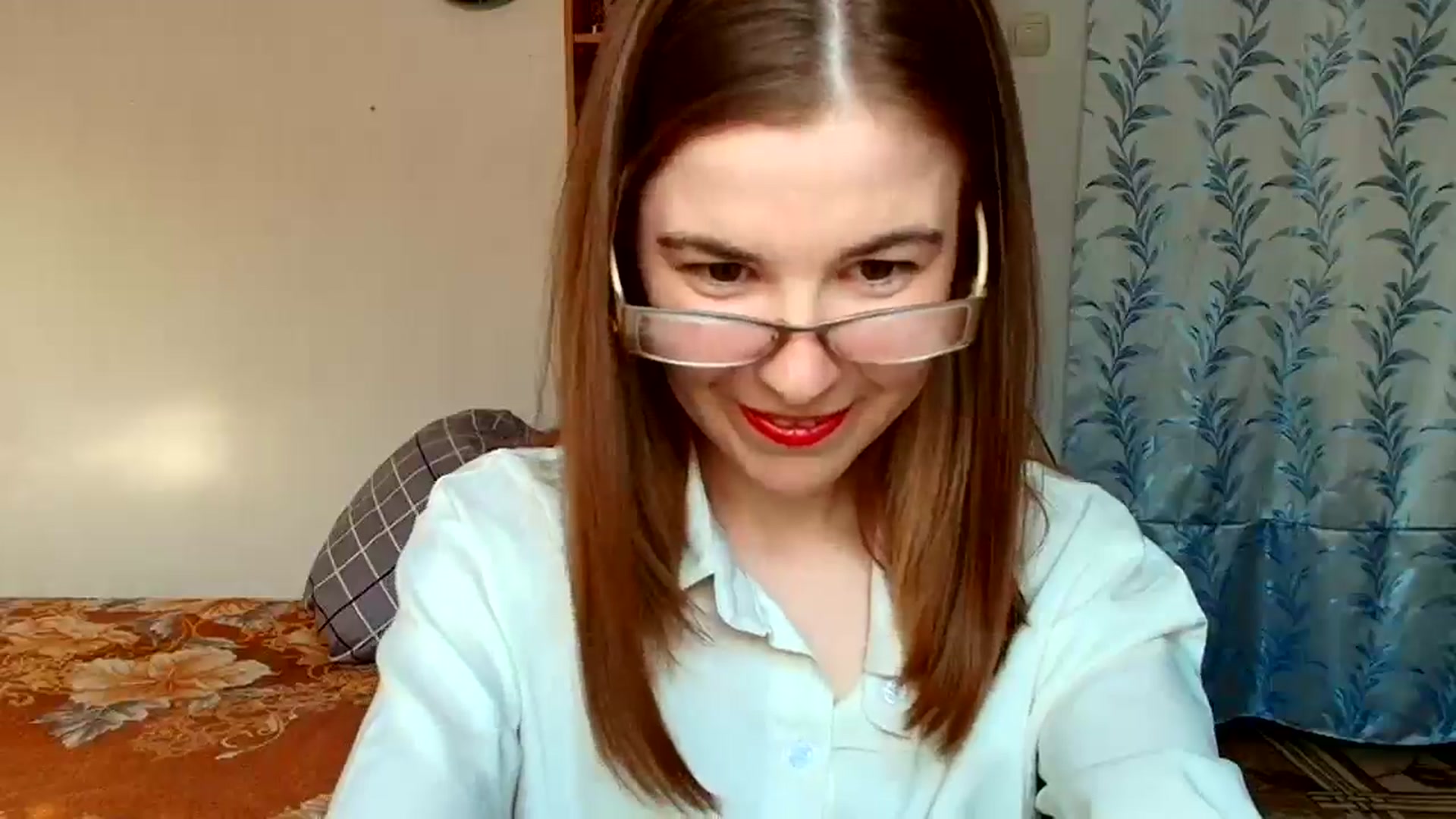 Gallery image thumbnail from Rose_Poetry's myfreecams stream on, 04/29/2025, 15:36 image 8 of 20