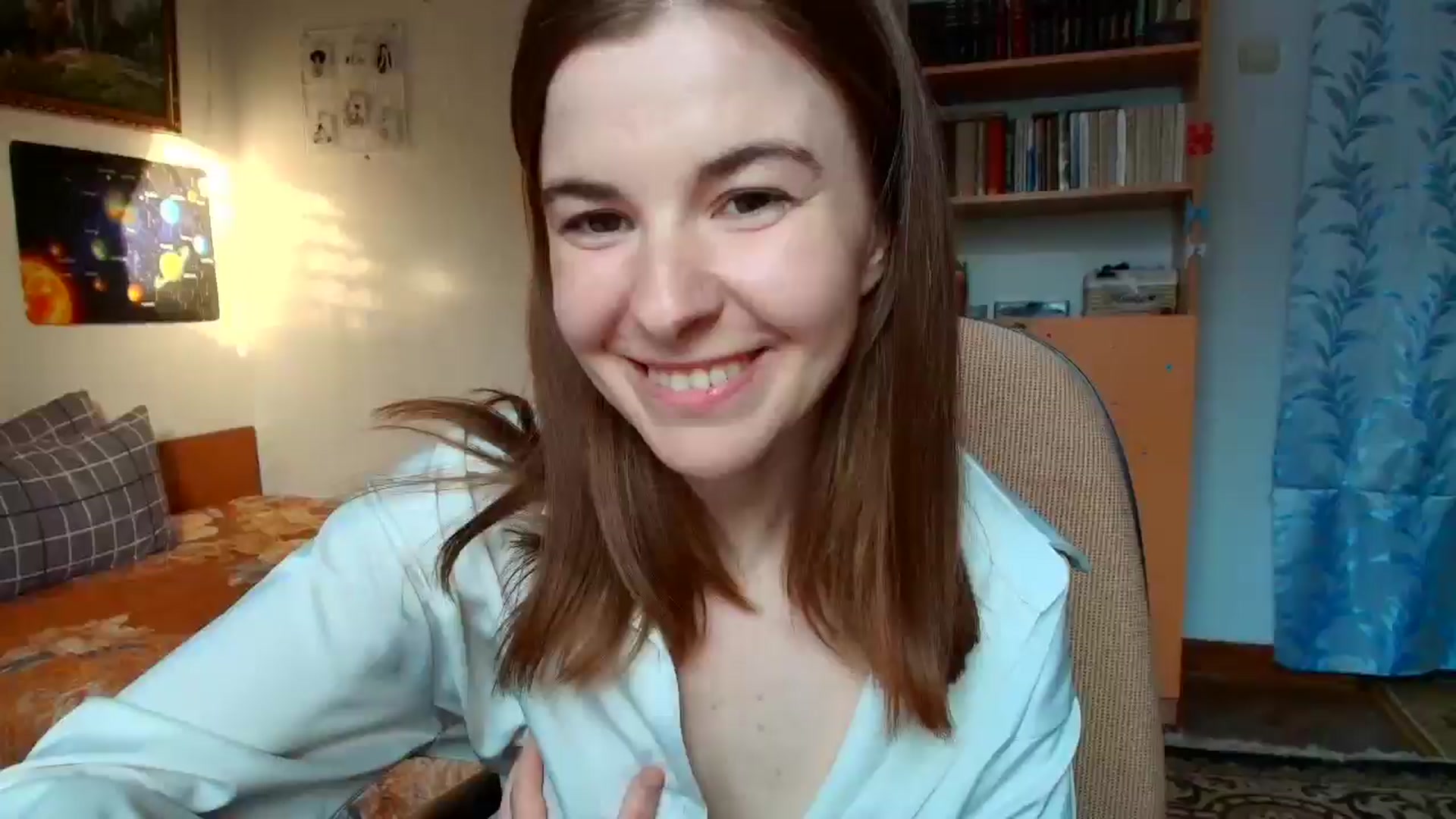 Gallery image thumbnail from Rose_Poetry's myfreecams stream on, 04/29/2025, 16:16 image 14 of 20