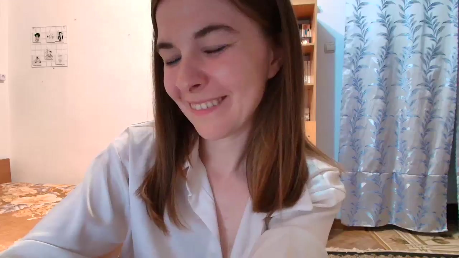 Gallery image thumbnail from Rose_Poetry's myfreecams stream on, 04/29/2025, 18:25 image 12 of 20