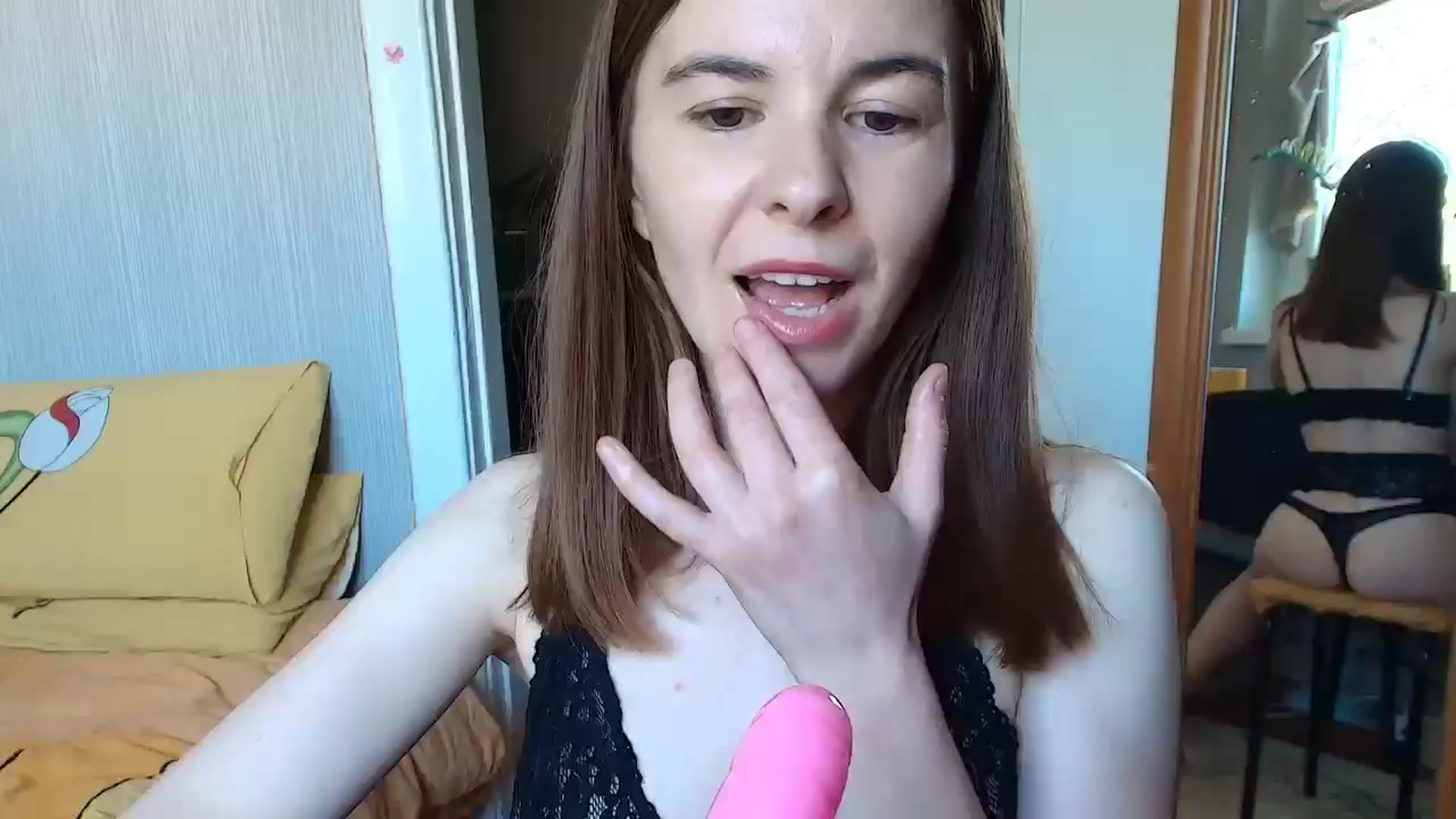 Gallery image thumbnail from Rose_Poetry's myfreecams stream on, 05/01/2025, 14:33 image 7 of 20