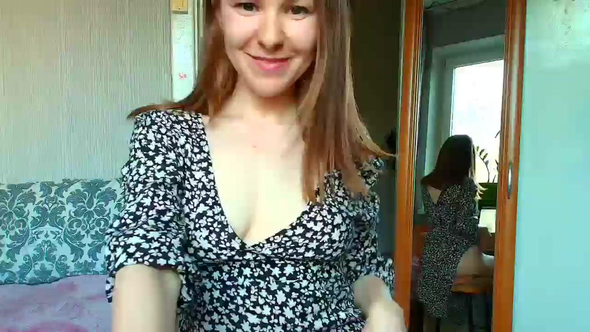 Gallery image thumbnail from Rose_Poetry's myfreecams stream on, 05/09/2025, 16:39 image 2 of 20