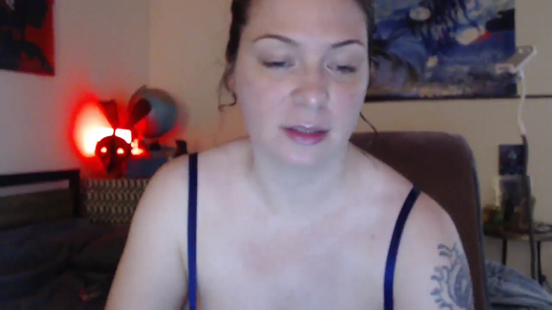 Gallery image thumbnail from Rose_Wild's myfreecams stream on, 08/05/2023, 15:50 image 10 of 20