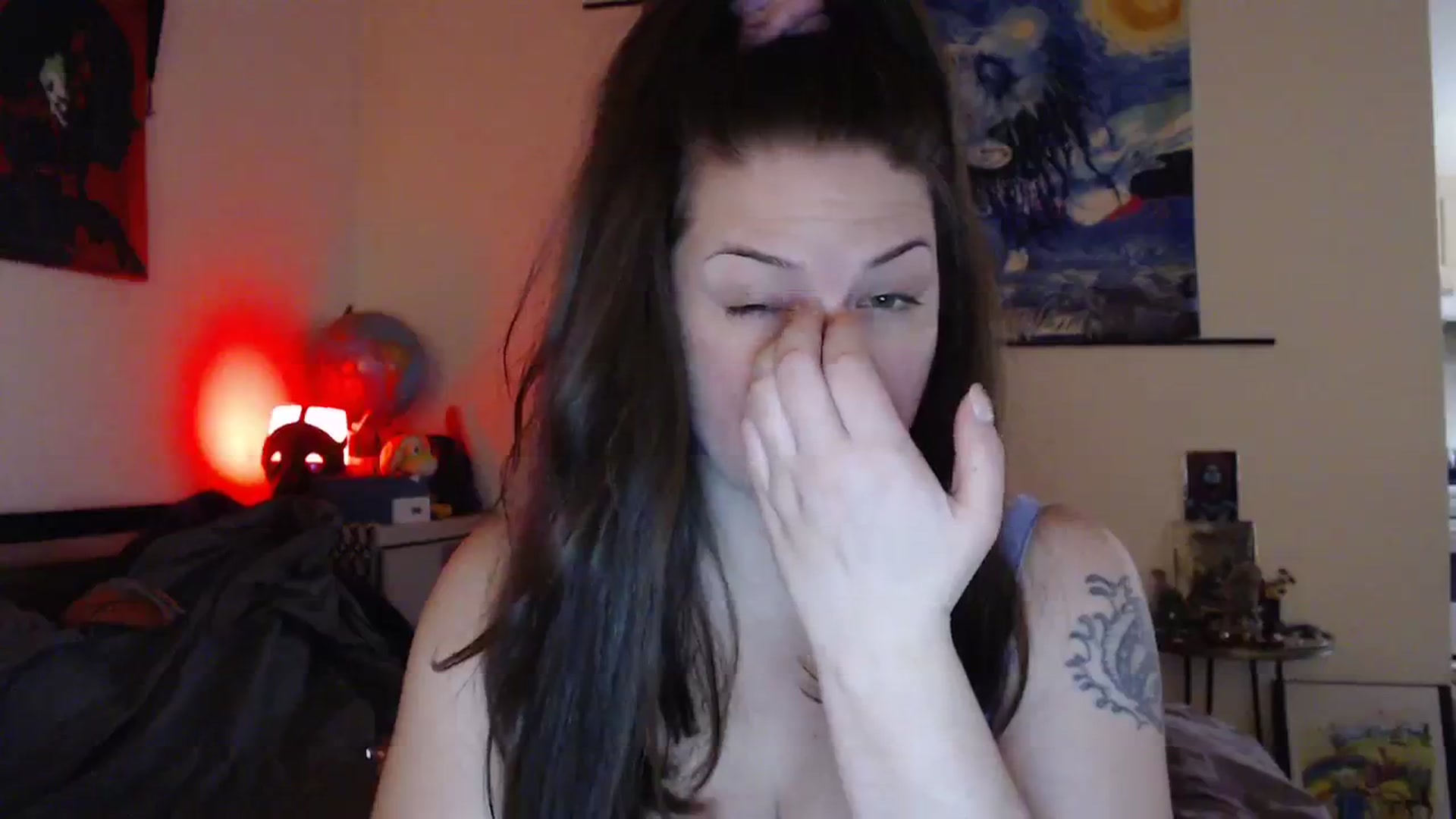 Gallery image thumbnail from Rose_Wild's myfreecams stream on, 12/14/2023, 16:19 image 19 of 20