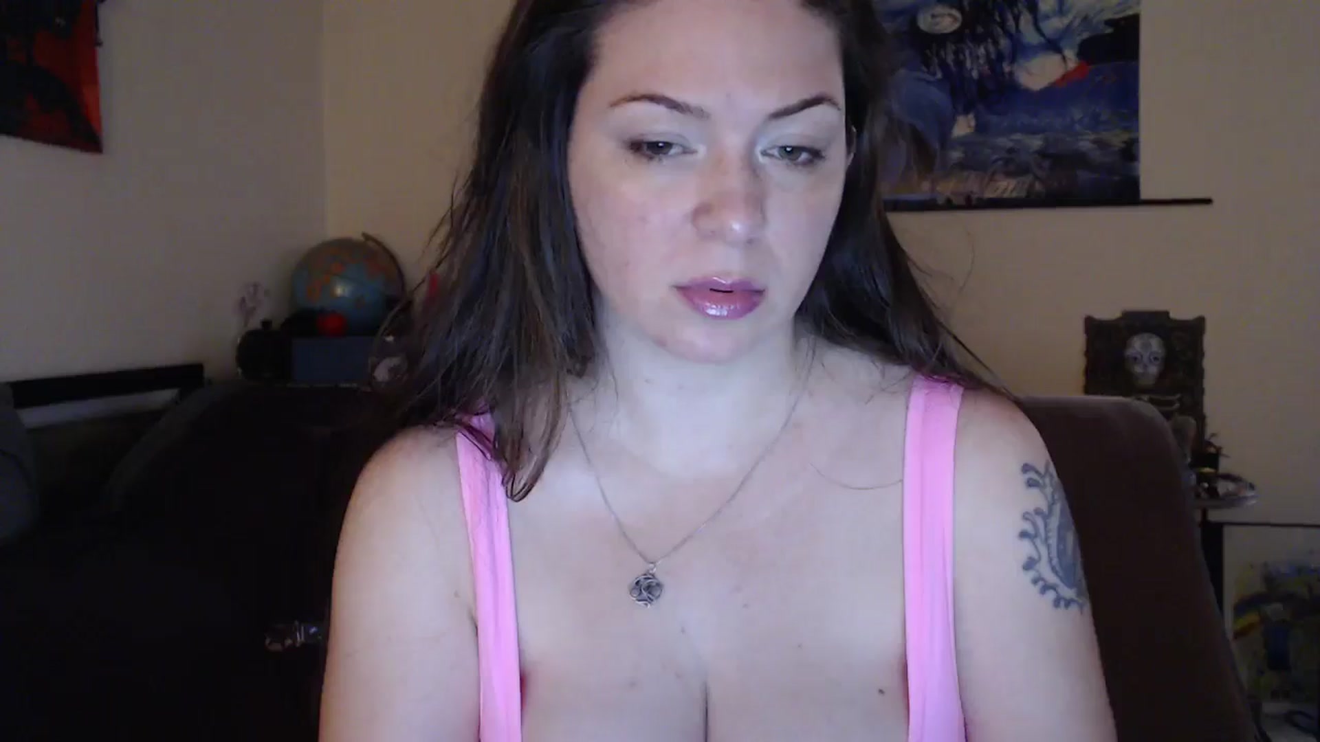 Gallery image thumbnail from Rose_Wild's myfreecams stream on, 11/10/2024, 16:01 image 6 of 20
