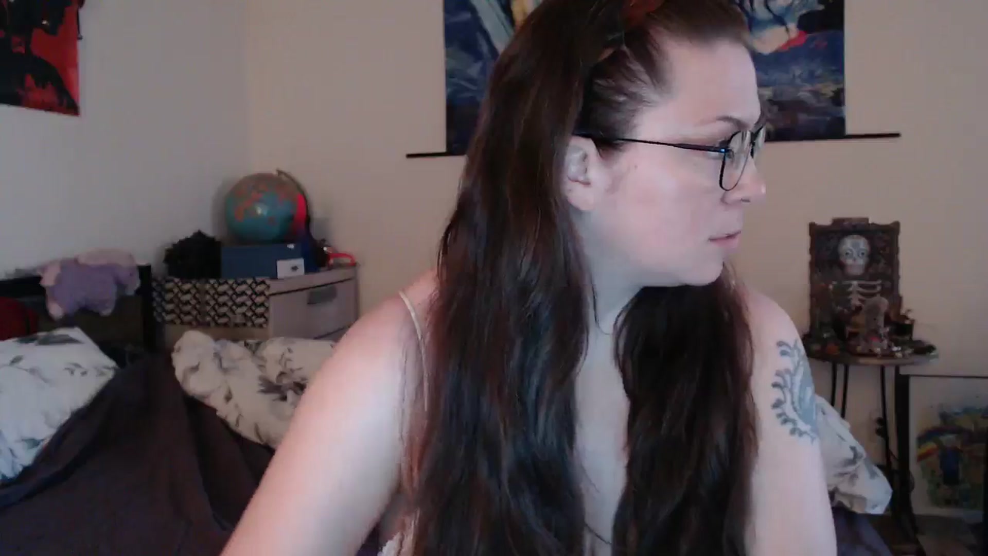 Gallery image thumbnail from Rose_Wild's myfreecams stream on, 05/07/2025, 12:45 image 13 of 20