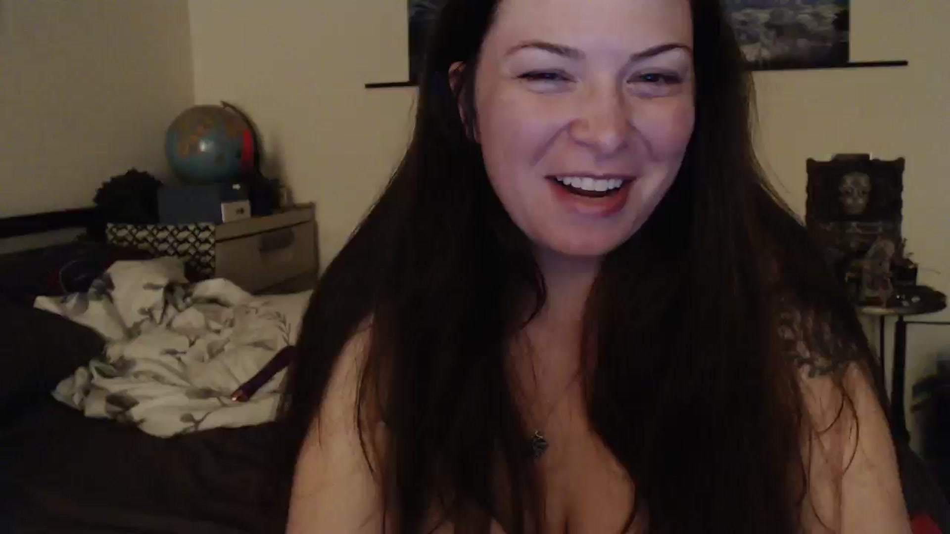 Gallery image thumbnail from Rose_Wild's myfreecams stream on, 06/17/2025, 07:40 image 20 of 20