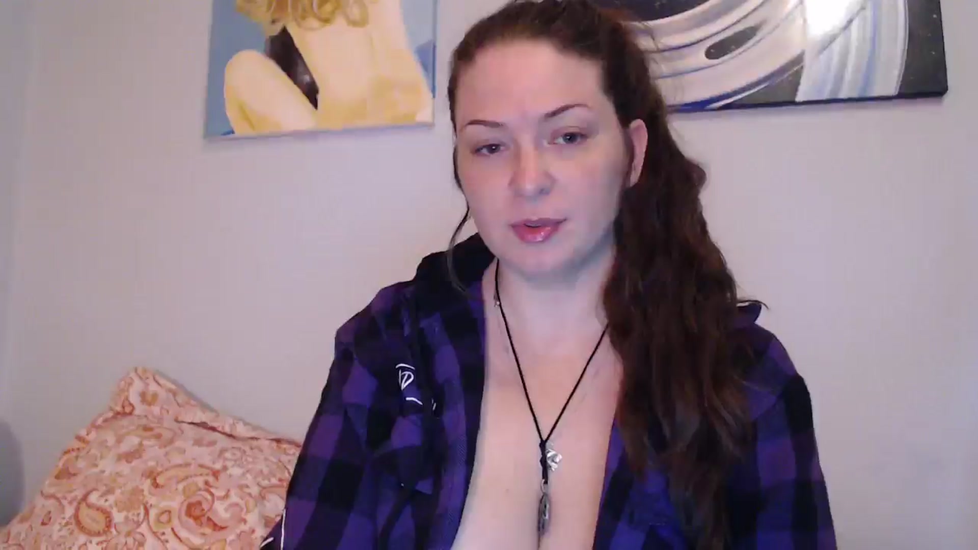 Gallery image thumbnail from Rose_Wild's myfreecams stream on, 08/25/2025, 04:37 image 17 of 20
