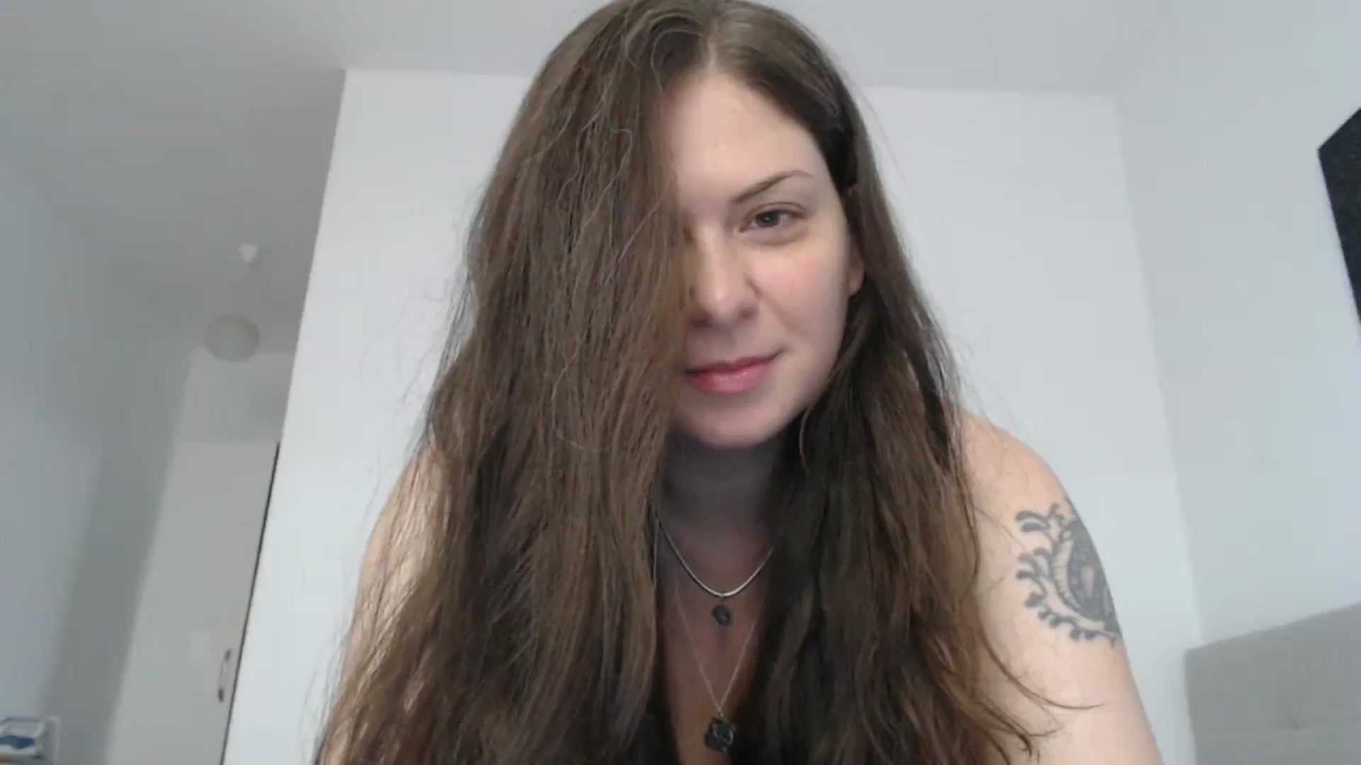 Gallery image thumbnail from Rose_Wild's myfreecams stream on, 10/18/2025, 12:46 image 17 of 20
