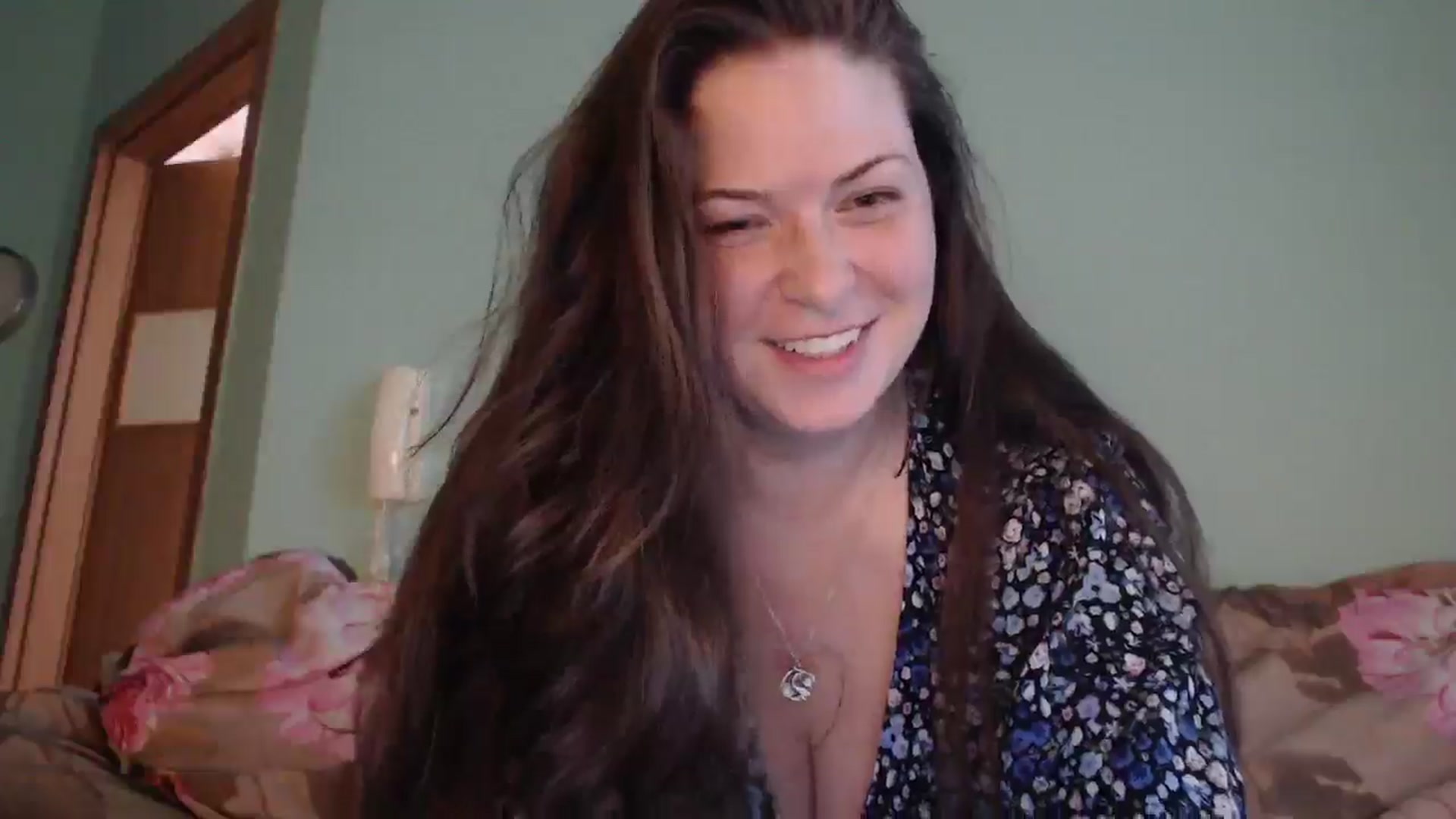 Gallery image thumbnail from Rose_Wild's myfreecams stream on, 11/21/2025, 06:57 image 2 of 20