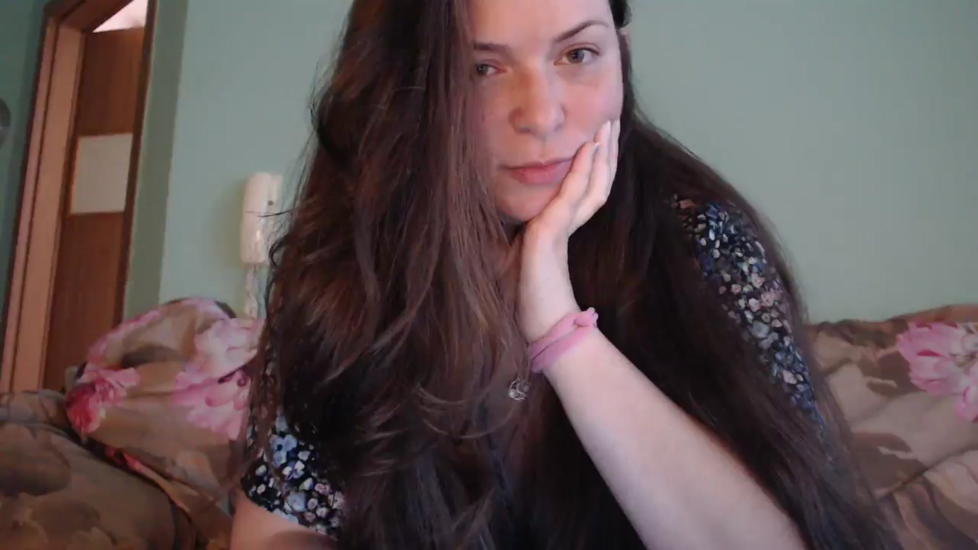 Gallery image thumbnail from Rose_Wild's myfreecams stream on, 11/21/2025, 06:57 image 5 of 20