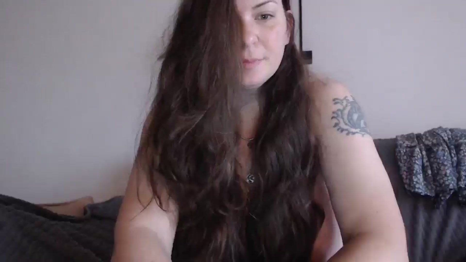 Gallery image thumbnail from Rose_Wild's myfreecams stream on, 12/01/2025, 08:27 image 4 of 20