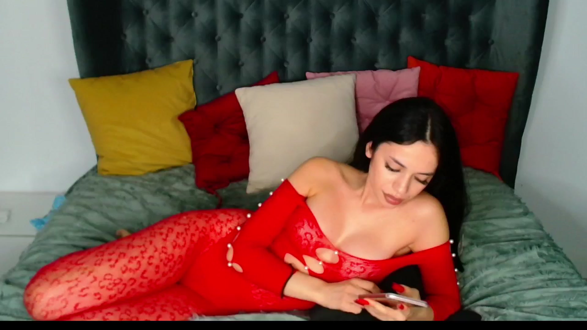 Gallery image thumbnail from Rose__Heart's myfreecams stream on, 10/18/2024, 21:32 image 2 of 20