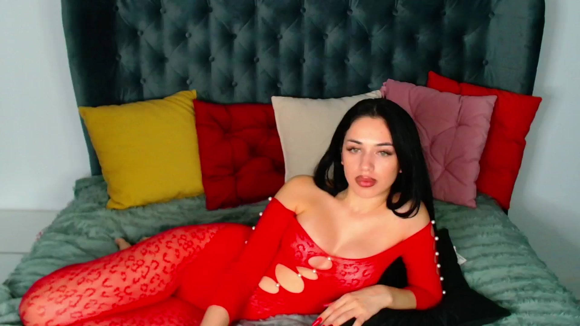 Gallery image thumbnail from Rose__Heart's myfreecams stream on, 10/21/2024, 22:19 image 18 of 20