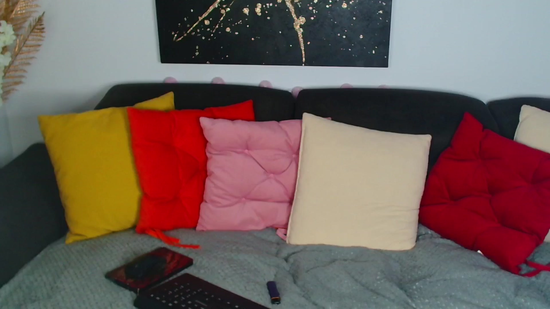 Gallery image thumbnail from Rose__Heart's myfreecams stream on, 07/04/2025, 23:32 image 14 of 20