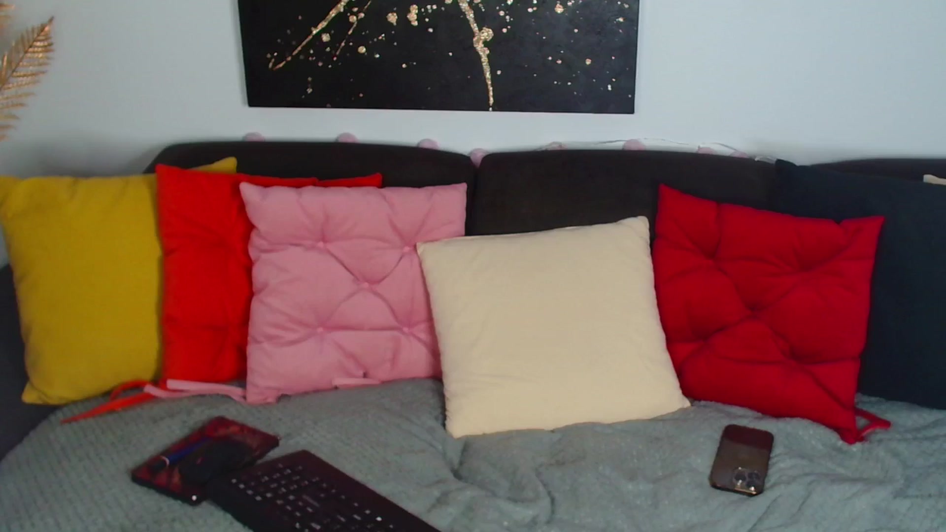 Gallery image thumbnail from Rose__Heart's myfreecams stream on, 07/14/2025, 20:39 image 12 of 20