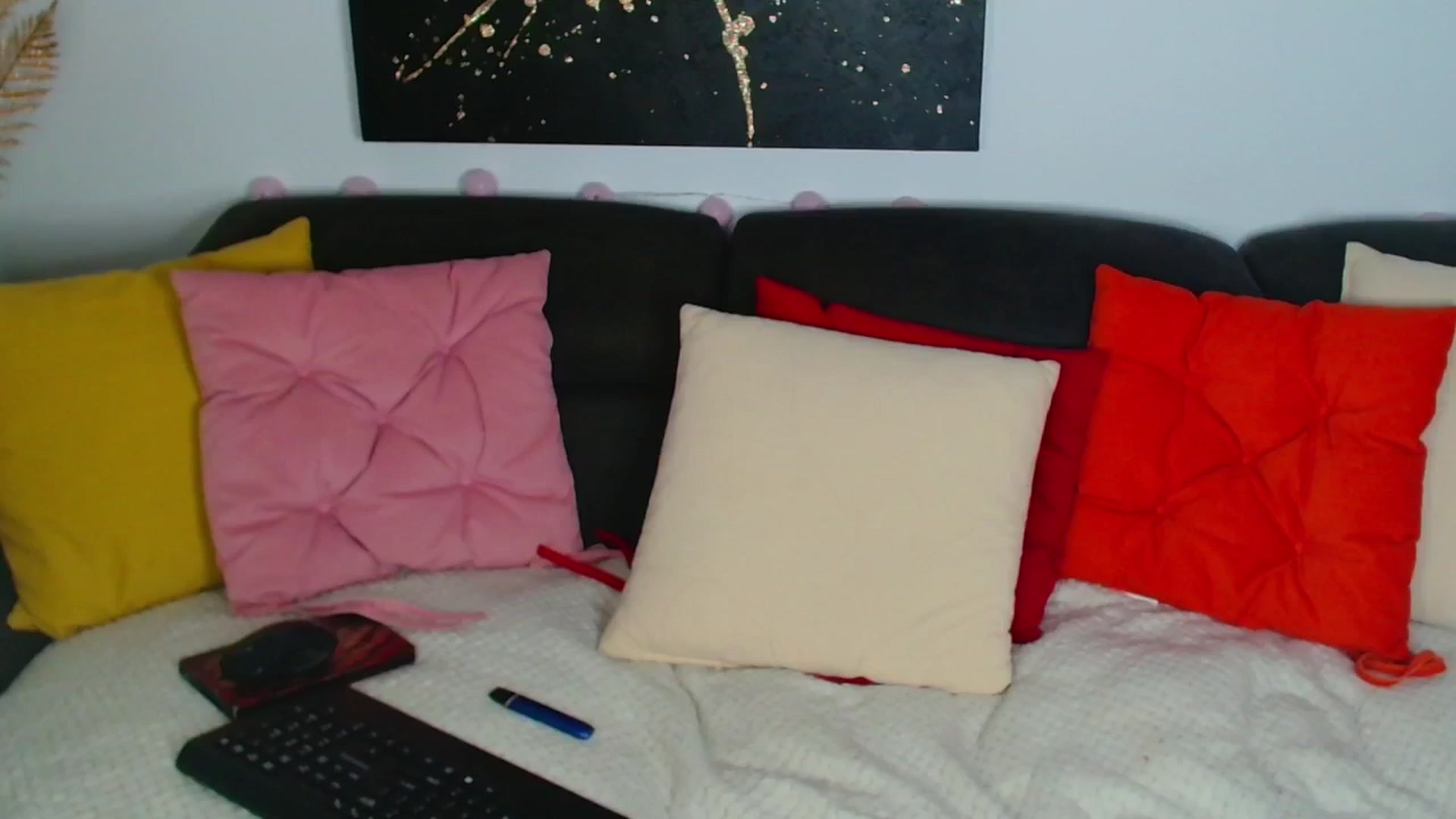 Gallery image thumbnail from Rose__Heart's myfreecams stream on, 07/30/2025, 21:58 image 17 of 20