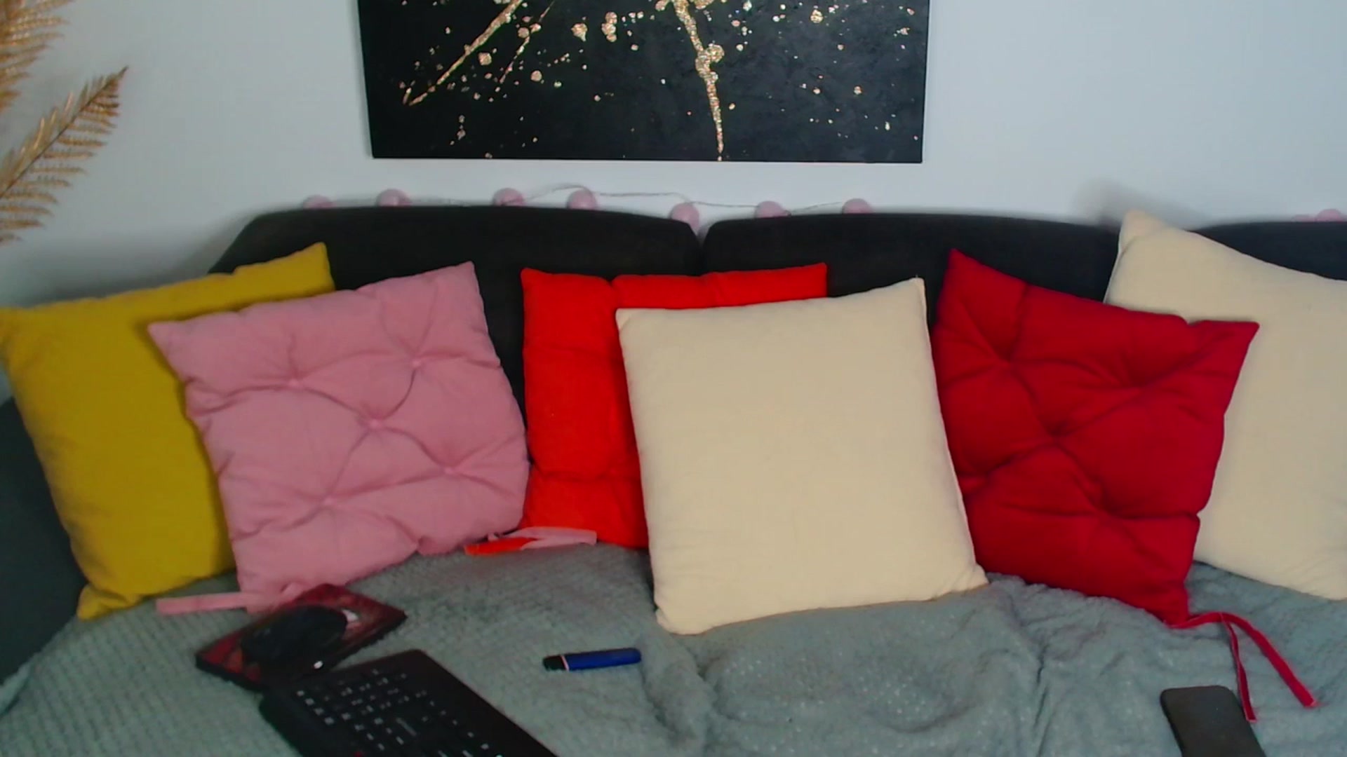 Gallery image thumbnail from Rose__Heart's myfreecams stream on, 08/11/2025, 21:51 image 14 of 20