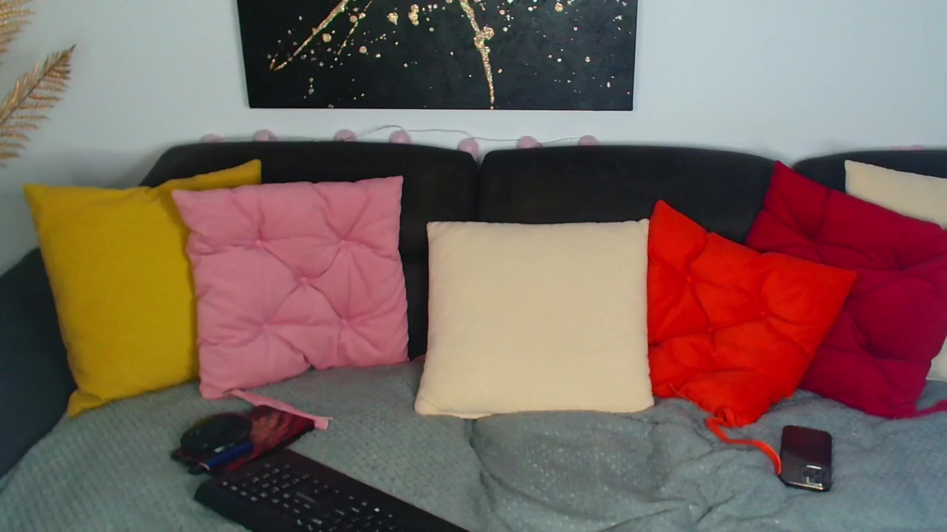 Gallery image thumbnail from Rose__Heart's myfreecams stream on, 08/13/2025, 21:54 image 14 of 20